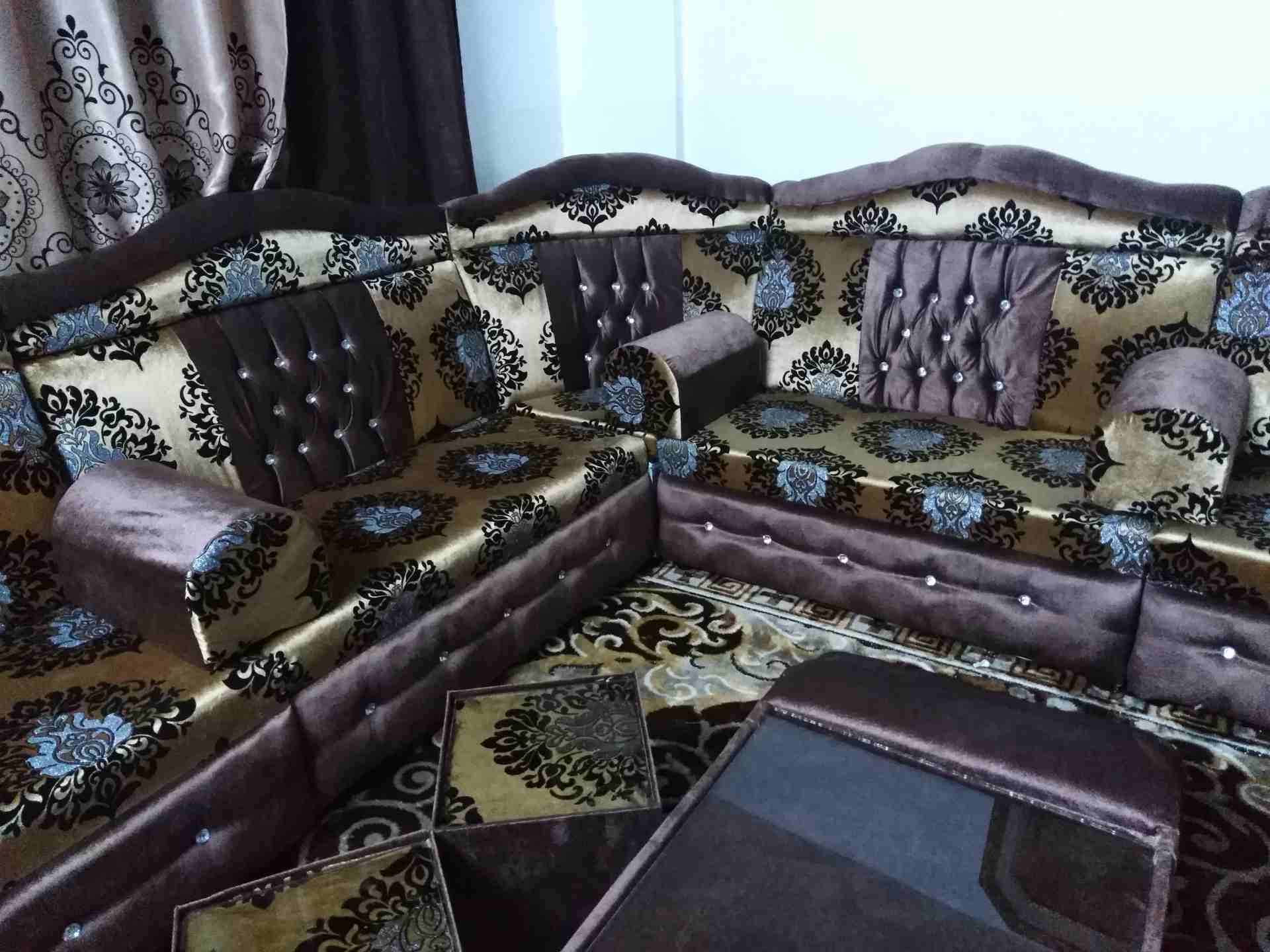 مجلس تفصيل 18 مقعد
لا تنسَ أنك شاهدت هذا الإعلان في عنكبوت
بحال وكاله...