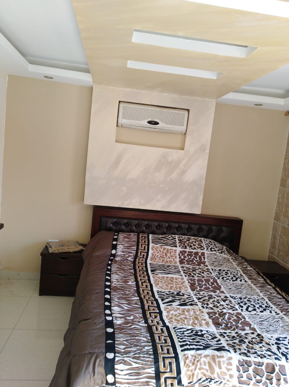 ستوديوهات مفروشه للايجار الشهري ( السابع / خلف السيتون ) المالك مباشره
لا تنسَ أنك شاهدت هذا الإعلان في عنكبوت...