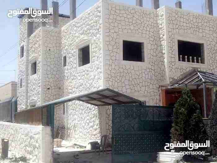 تحجير دهان تركيب فوم وجميع انواع الدهانات والديكورات وتركيب الشحف وعزل الرطوبه
لا تنسَ أنك شاهدت هذا الإعلان في عنكبوت...