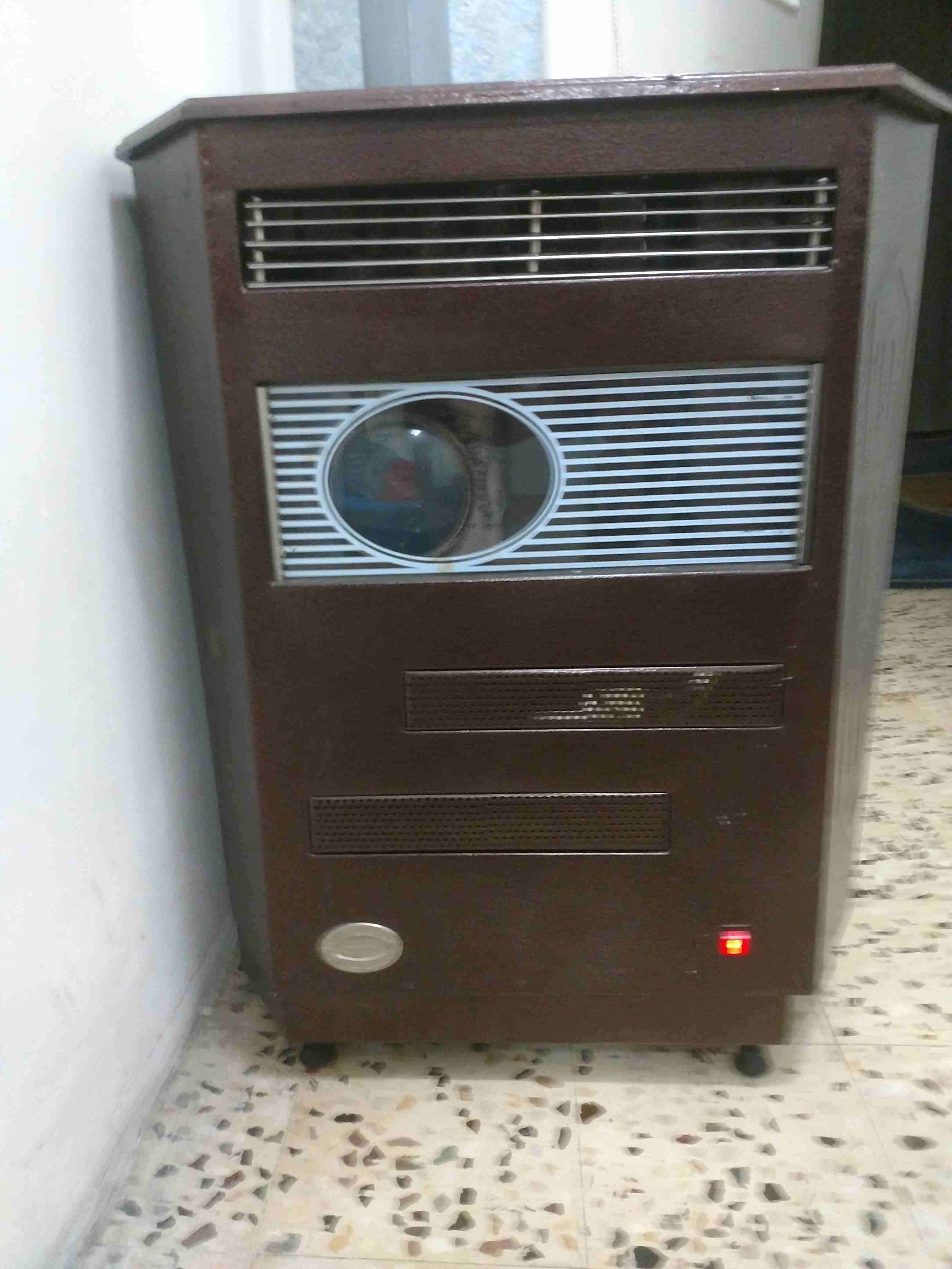 دفايات صوبات
لا تنسَ أنك شاهدت هذا الإعلان في عنكبوت
صوبة بواري نوع شمس حالتها جيدة جدا تعمل على...