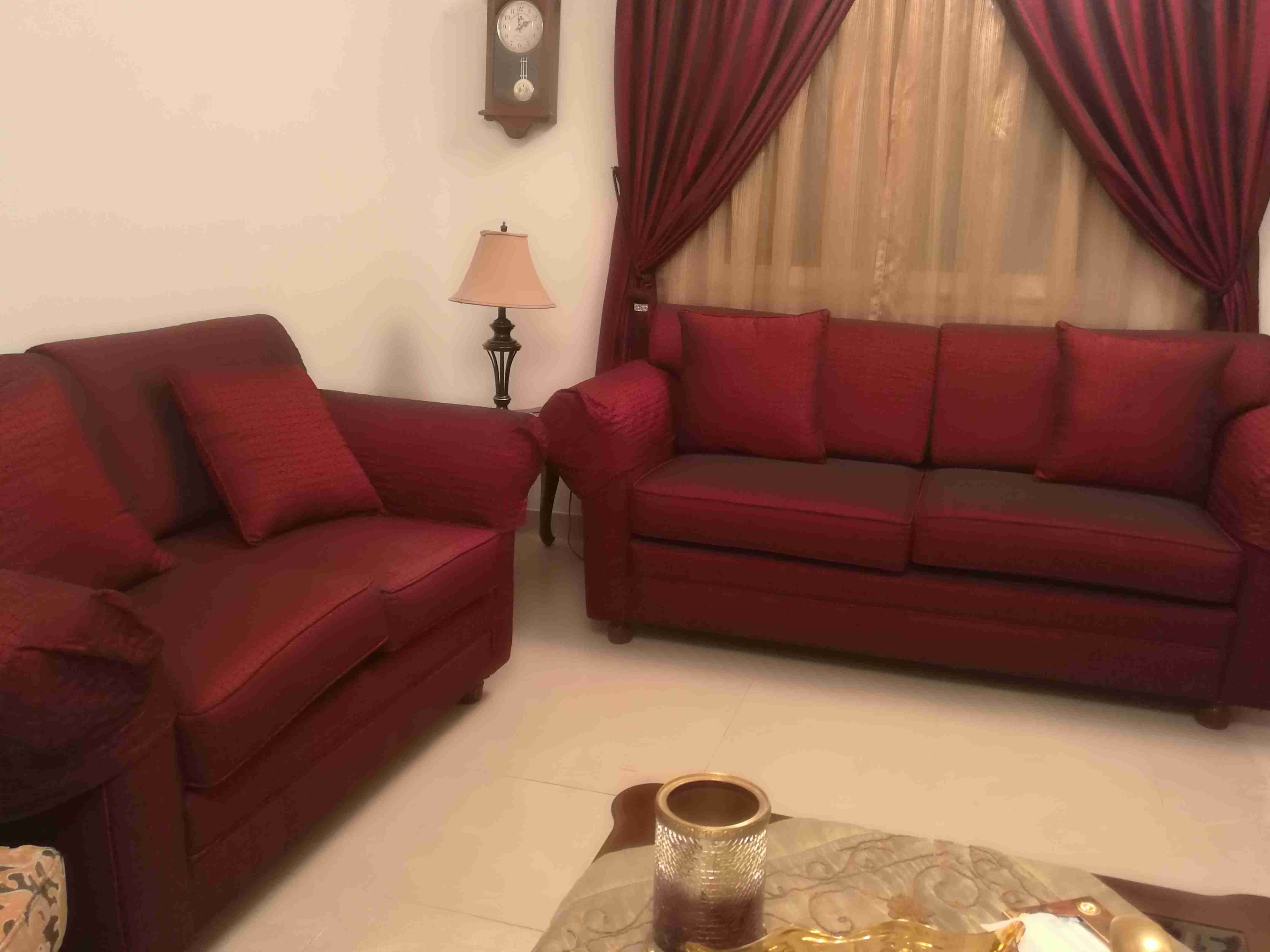 طقم كنب غير مستهلك ابداا
لا تنسَ أنك شاهدت هذا الإعلان في عنكبوت
تكلفته 8 الاف..قطعة ثلاثية و...