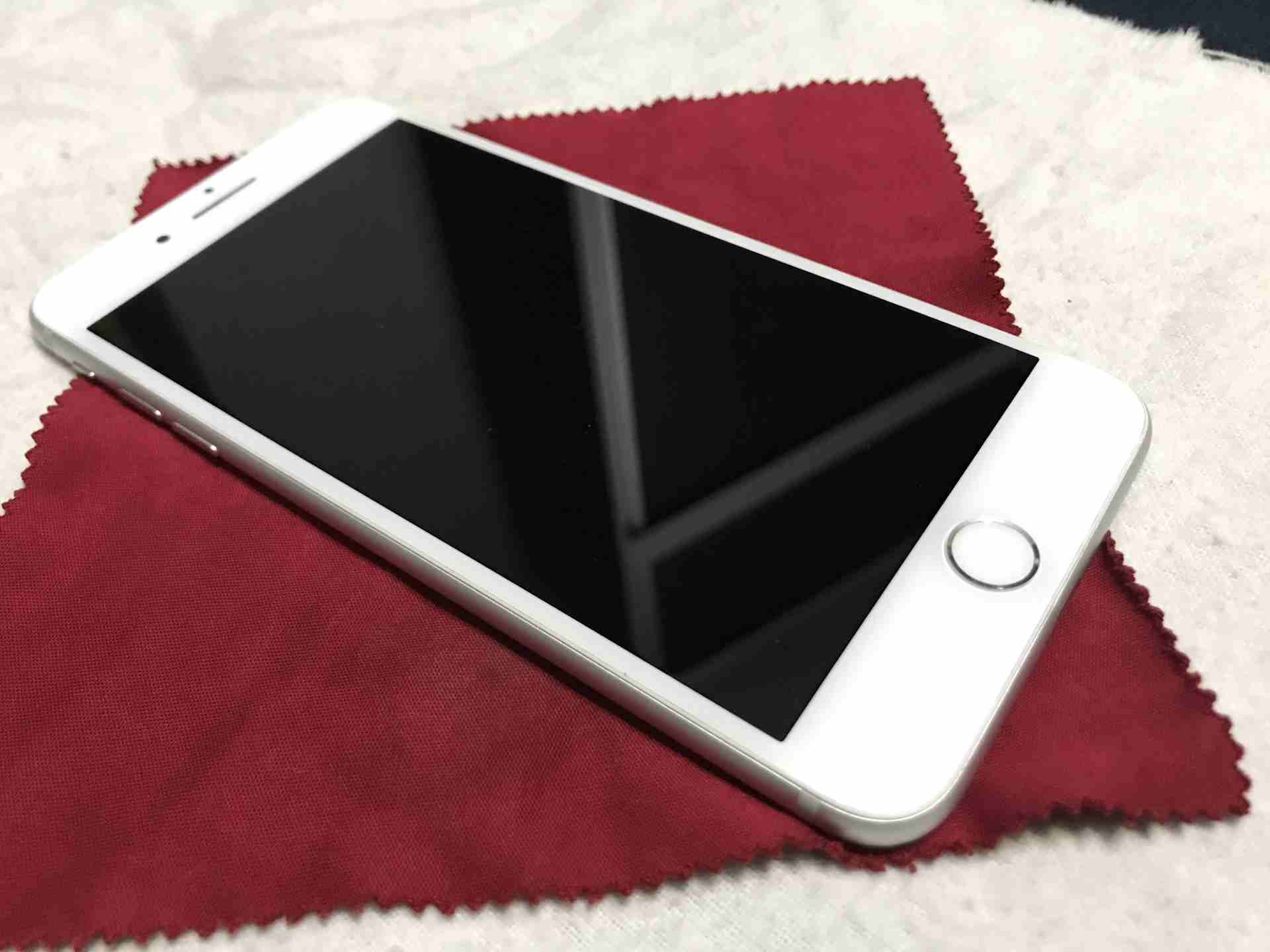 ايفون 7 بلس
لا تنسَ أنك شاهدت هذا الإعلان في عنكبوت
ايفون 7 بلس
لون سلفر
32g
معاه شاحنه الاصلي فق...