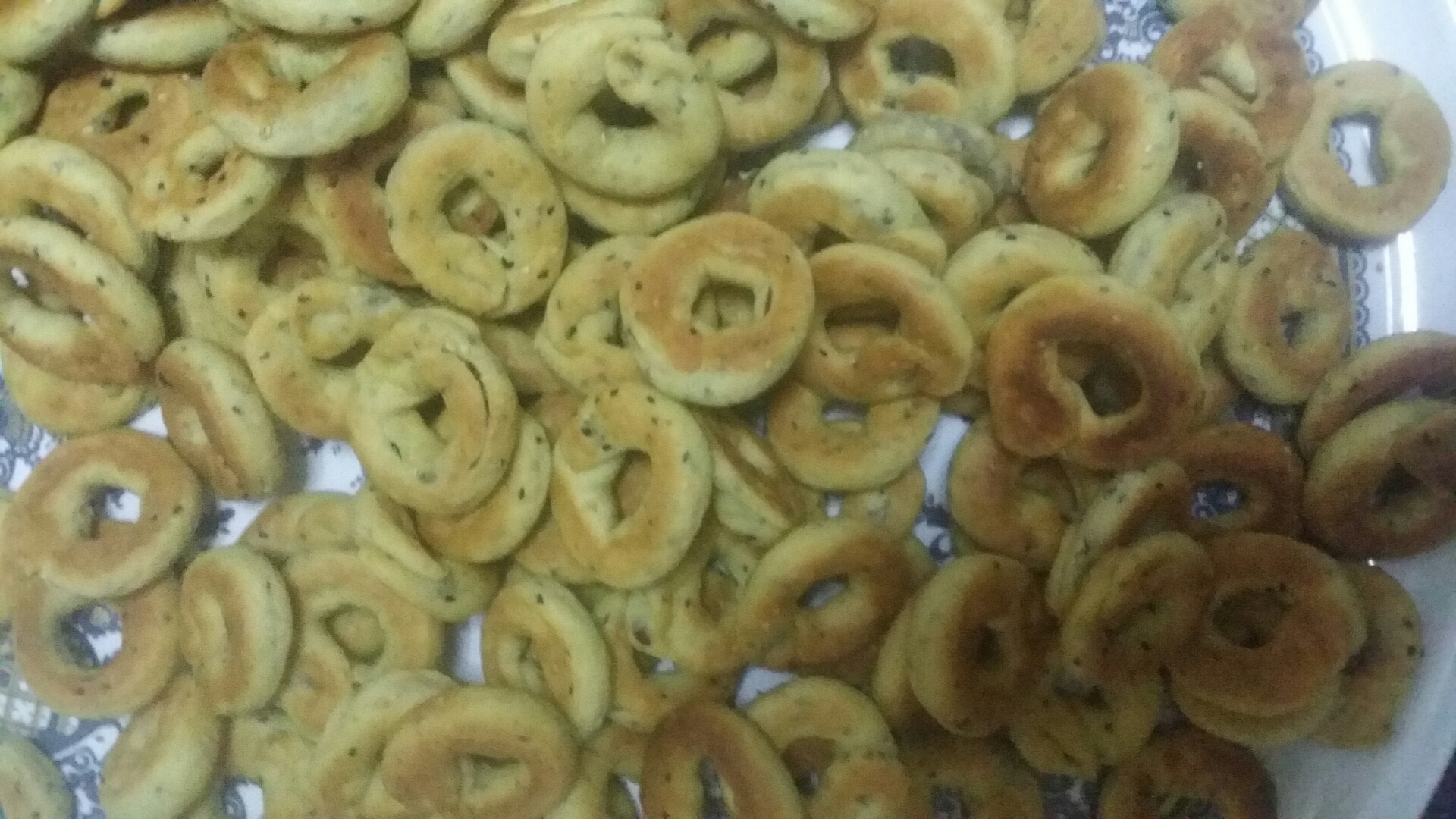 الجامعه الاردنيه طلوع نيفين ج
لا تنسَ أنك شاهدت هذا الإعلان في عنكبوت
للطلب لدينا أطيب معمول...