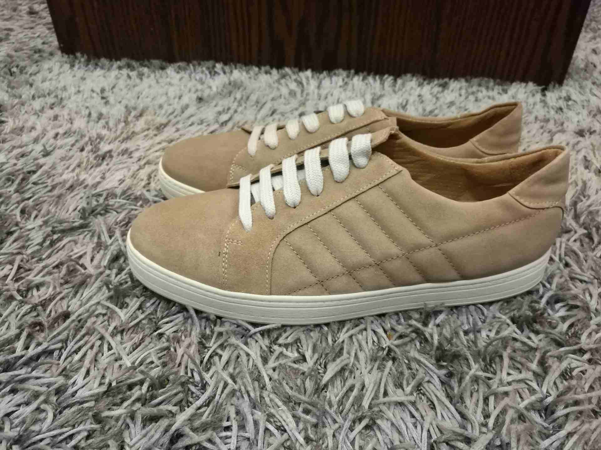 أحذية جلد طبيعي 100% من أفخر وأرقى الماركات العالمية ( Massimo Dutti ) أصلية
لا تنسَ أنك شاهدت هذا الإعلان في عنكبوت...