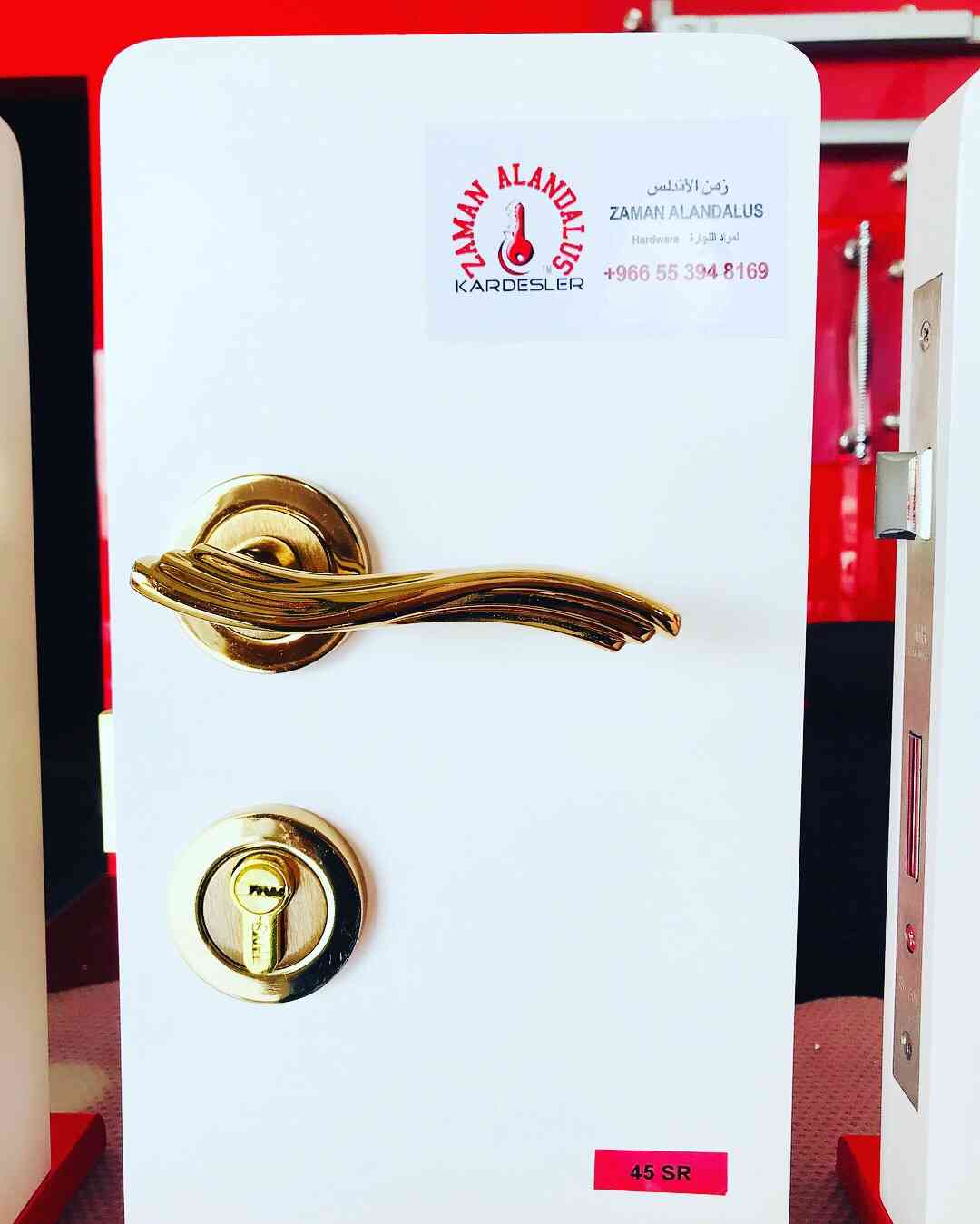 مسكات ابواب تركية
لا تنسَ أنك شاهدت هذا الإعلان في عنكبوت
مسكات ابواب وكوالين ماركة KARDESLER...