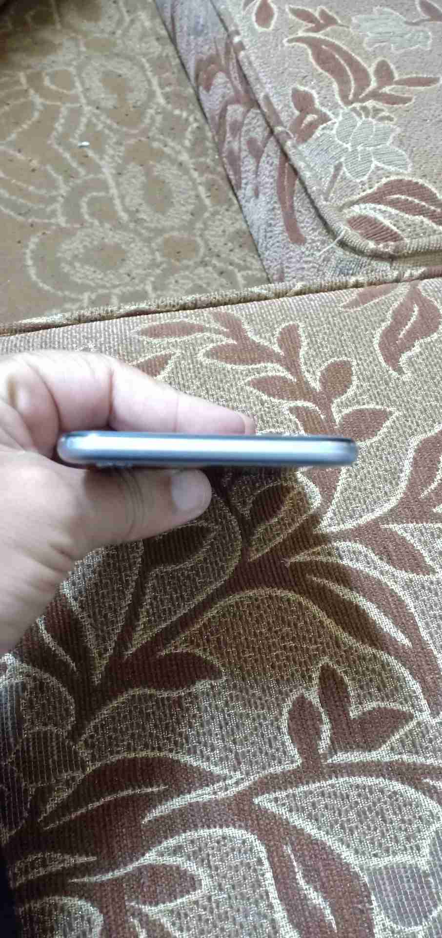 vivi X9 plus                                            


	 				لا تنسَ أنك شاهدت هذا الإعلان في عنكبوت            
	 				
                                vivi x9 plus
ram 6g
rom 64g
بحاله ممتازه...