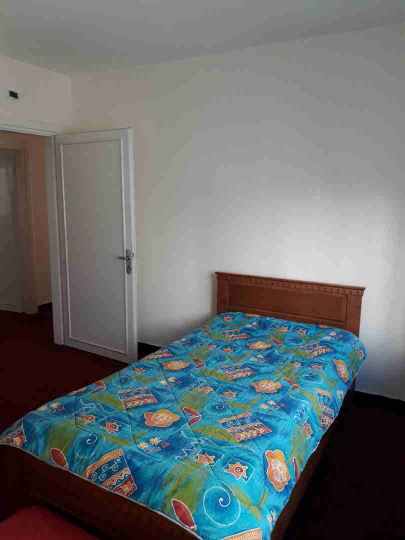 Apartment 4 sale
لا تنسَ أنك شاهدت هذا الإعلان في عنكبوت
3 Bedrooms one of them is Master
2 Bath...