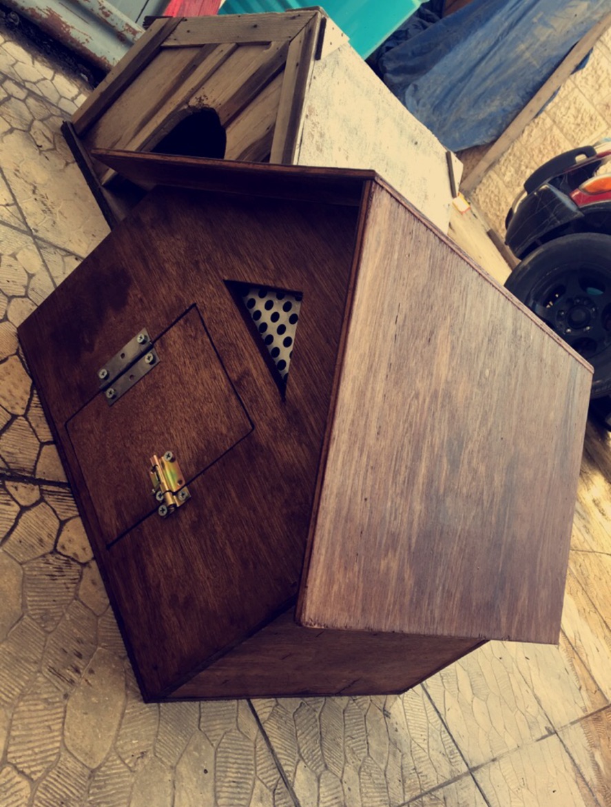 اكواخ حيوانات
لا تنسَ أنك شاهدت هذا الإعلان في عنكبوت
تفصيل اكواخ حيوانات حسب الطلب احسن المو...