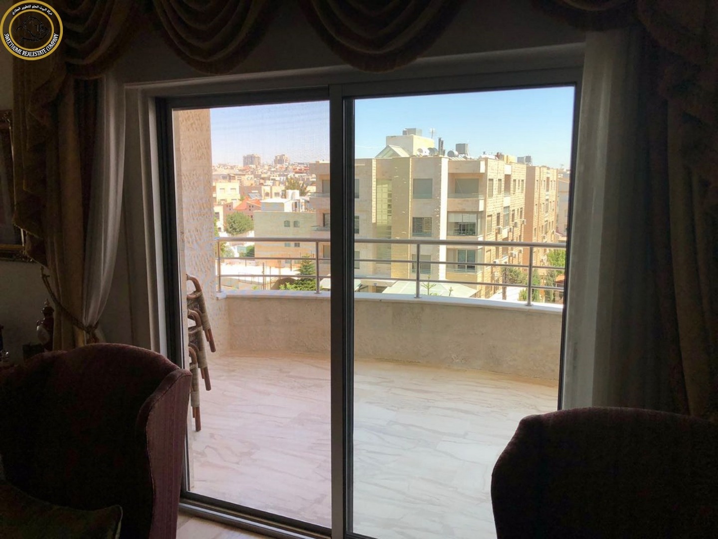 شقة مميزة للبيع في دير غبار طابق ثالت 350م تشطيب سوبر ديلوكس
لا تنسَ أنك شاهدت هذا الإعلان في عنكبوت...
