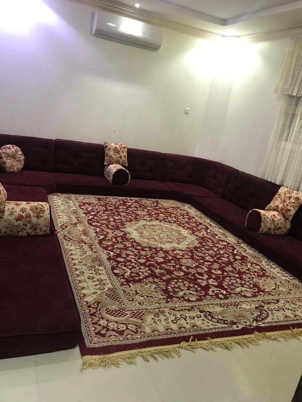مجلس عربي نظيف جدا مع فرشه وستاره
لا تنسَ أنك شاهدت هذا الإعلان في عنكبوت
يوجد مجلس عربي على...