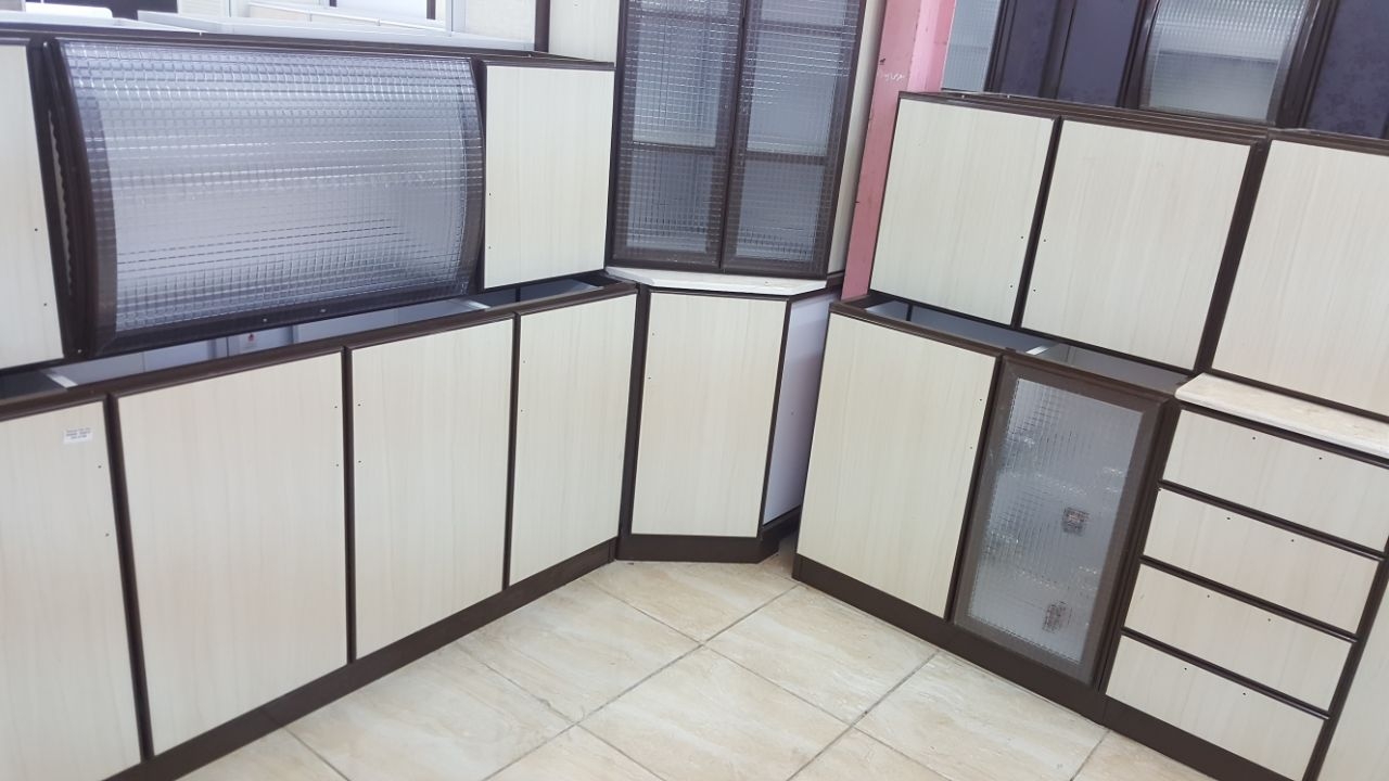 مطابخ جاهزه للبيع مع التركيب والتوصيل
لا تنسَ أنك شاهدت هذا الإعلان في عنكبوت
يشمل حوضين رخام...