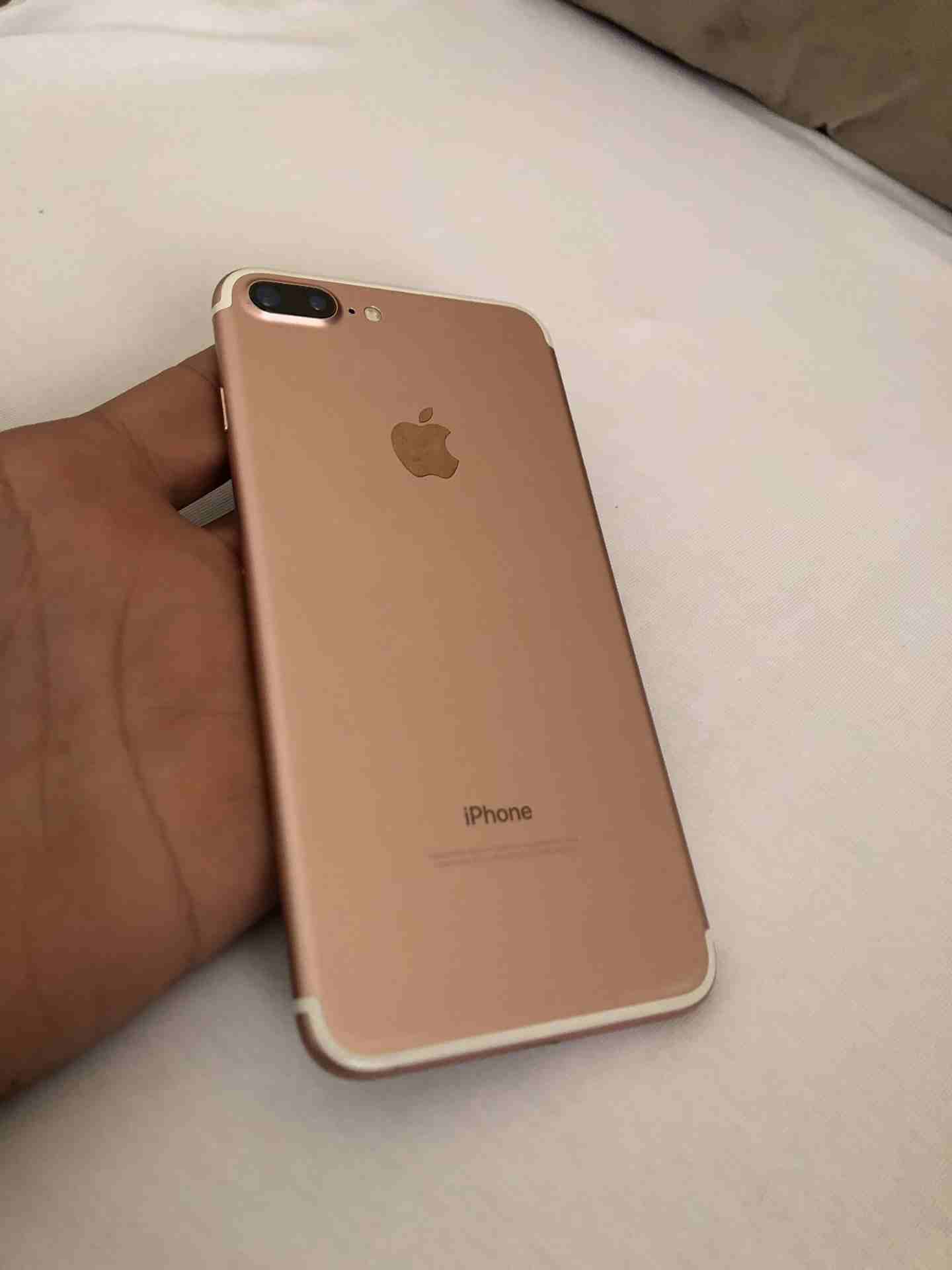 IPhone 7 Plus 32GB نضيف ومكفول                                            


	 				لا تنسَ أنك شاهدت هذا الإعلان في عنكبوت            
	 				
                            الجهاز تضيف ومكفول من ابل...