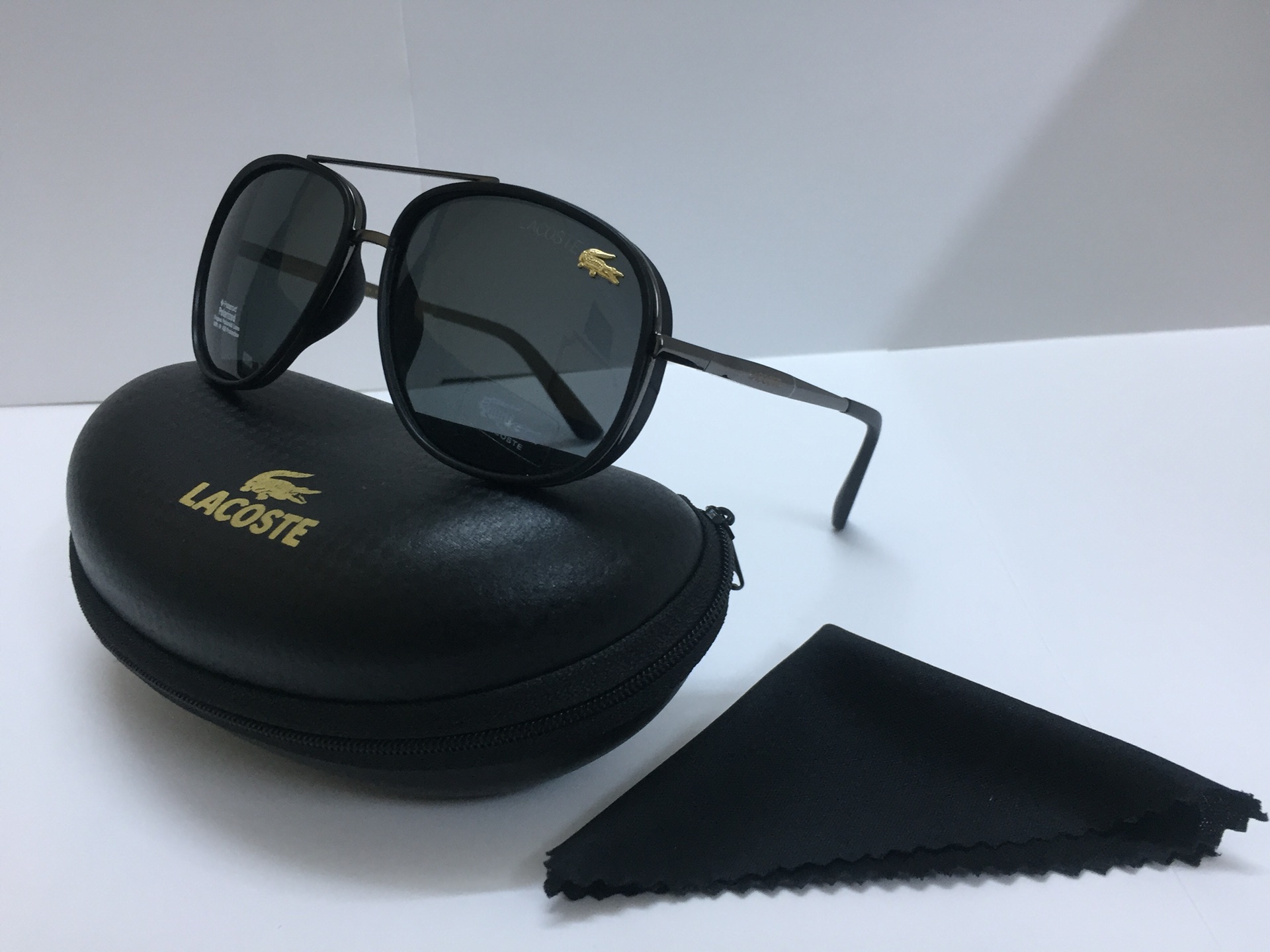 نظارات ماركات 60 ريال ( عرض خاص )
لا تنسَ أنك شاهدت هذا الإعلان في عنكبوت
نظارات ماركات
( رج...