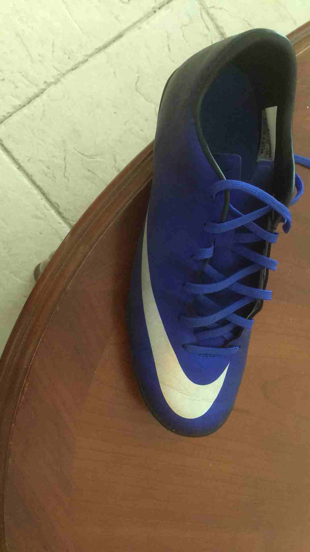 Nike Mercurial V Victory Size 41 For 150 sr
لا تنسَ أنك شاهدت هذا الإعلان في عنكبوت
Selling the N...