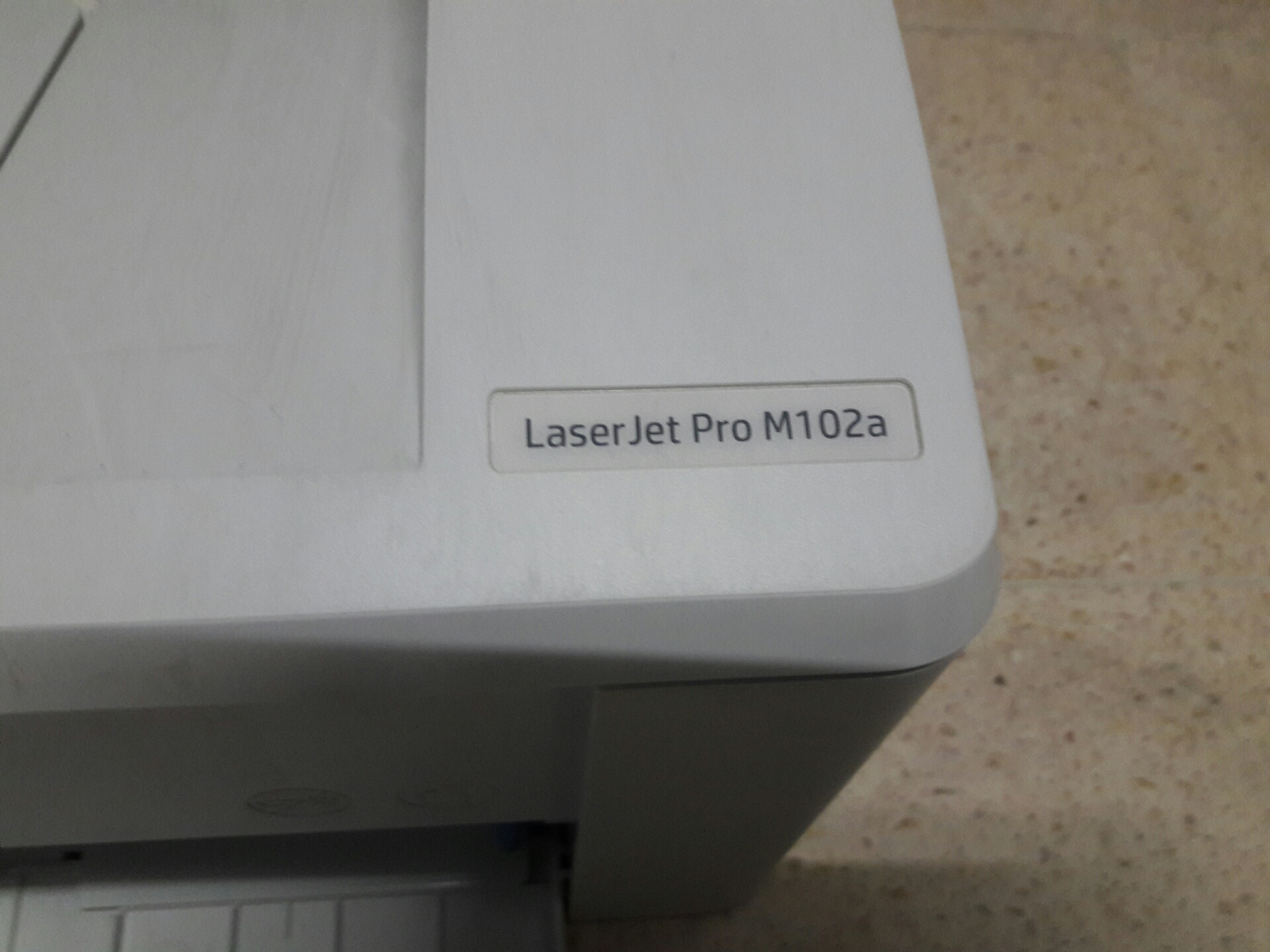 طابعه hp ليزر نظيفة بحاله الوكالة
لا تنسَ أنك شاهدت هذا الإعلان في عنكبوت
نظيفة استعمال خفيف...