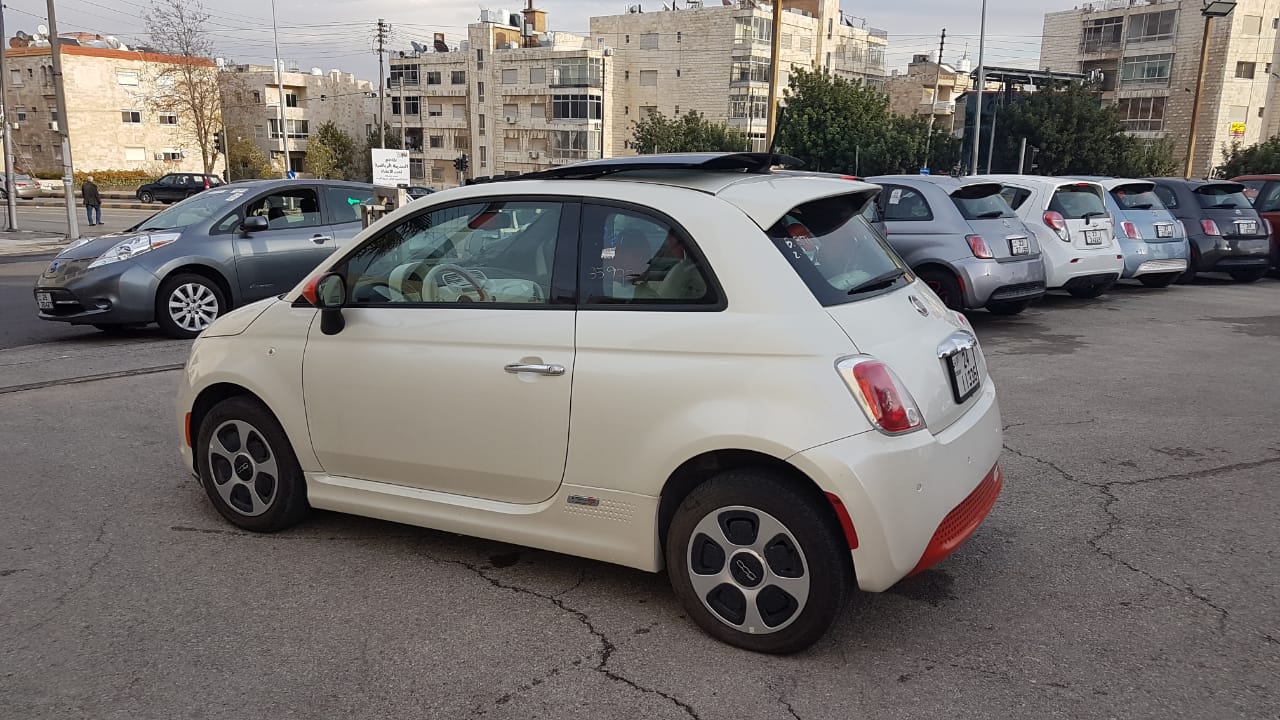 فيات 500e موديل 2013 بانوراما
لا تنسَ أنك شاهدت هذا الإعلان في عنكبوت
فيات 500e موديل 2013 با...