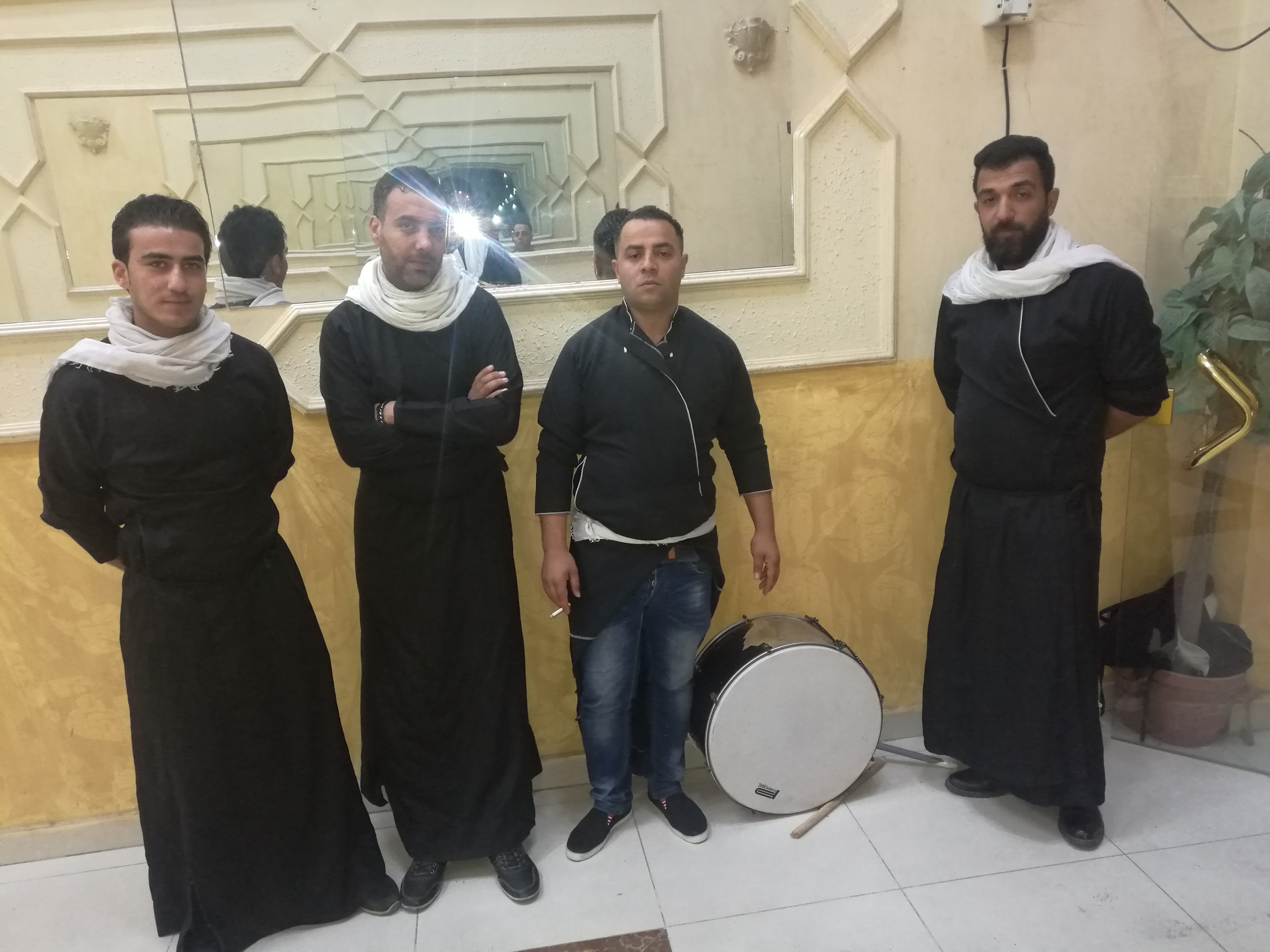 فرقة زفة 0798262121. زفتك عليك وحمامك التركي علينا
لا تنسَ أنك شاهدت هذا الإعلان في عنكبوت
فر...