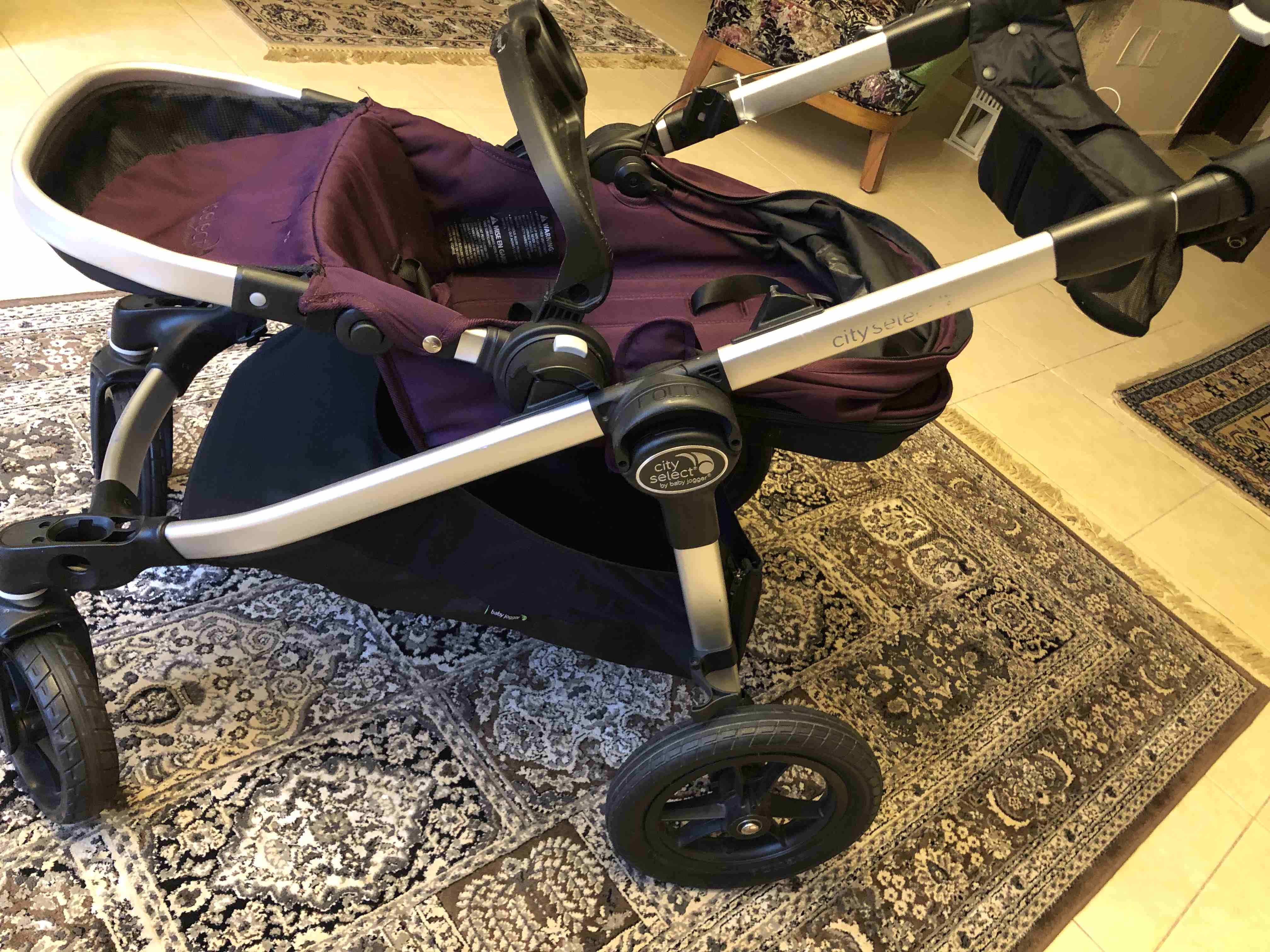 city select double stroller by baby jogger
لا تنسَ أنك شاهدت هذا الإعلان في عنكبوت
Very good cond...