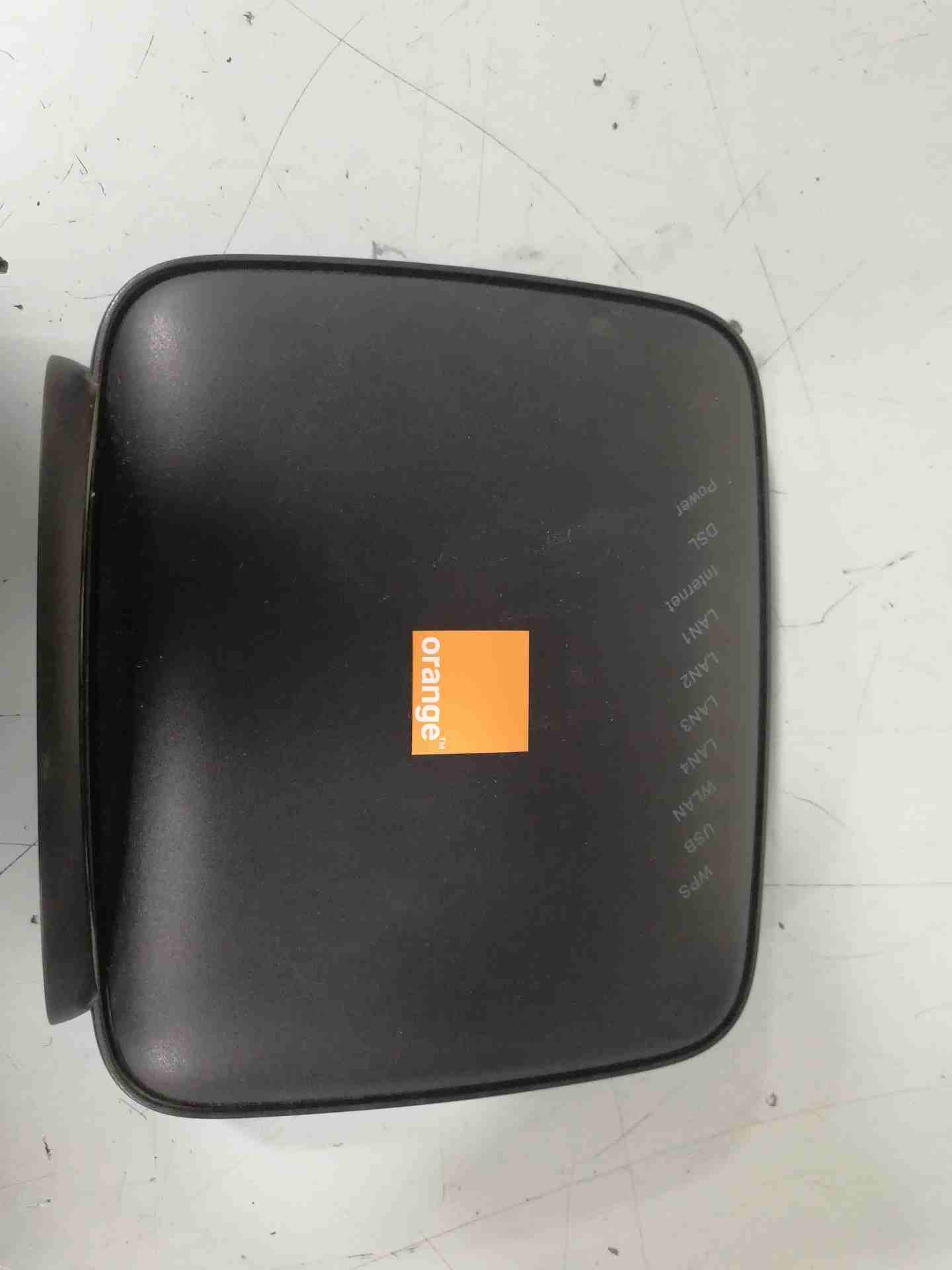 Router Orange                                            


	 				لا تنسَ أنك شاهدت هذا الإعلان في عنكبوت            
	 				
                            راوتر اورانج مستعمل شغال للبيع...