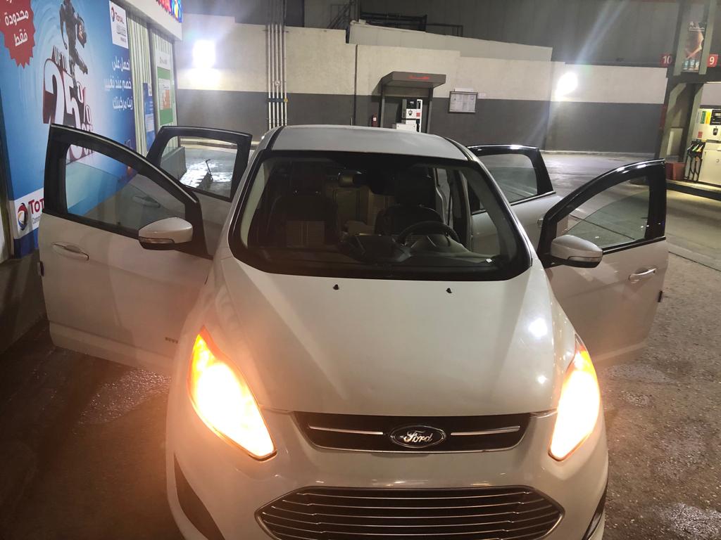 فورد cmax فحص كامل 2013
لا تنسَ أنك شاهدت هذا الإعلان في عنكبوت
تب نظافه
شاشه كبيره
كاميرا...