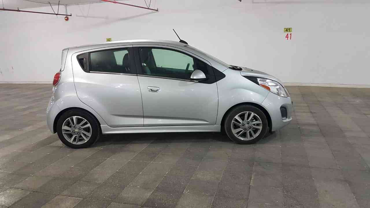 2015 CHEVROLET SPARK EV LT
لا تنسَ أنك شاهدت هذا الإعلان في عنكبوت
شيفروليه سبارك موديل 2015...