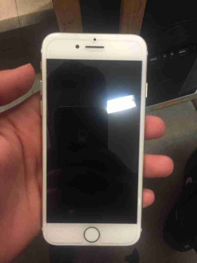 iPhone 7. 32g ولا نقرة بحال الوكالة
لا تنسَ أنك شاهدت هذا الإعلان في عنكبوت
الجهاز نضيف جدا ج...