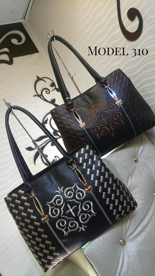 شناتي نسائيه راقيه جدا البيع جمله لتواصل 0798484092
لا تنسَ أنك شاهدت هذا الإعلان في عنكبوت
ش...