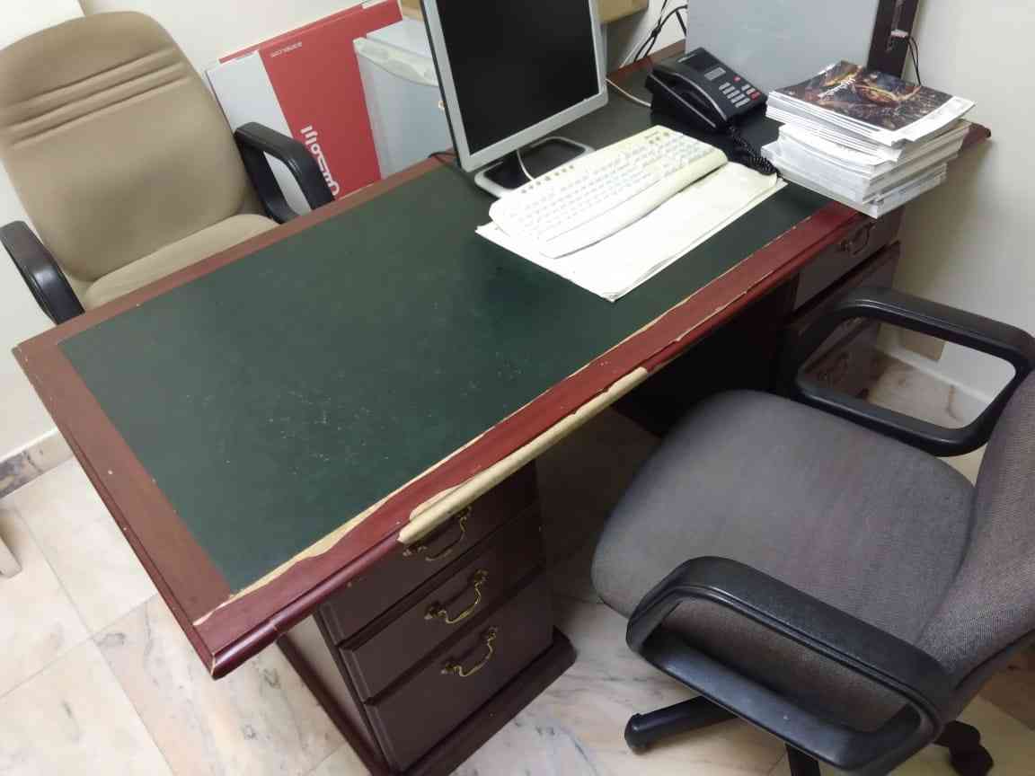 Office Furniture in good condition
لا تنسَ أنك شاهدت هذا الإعلان في عنكبوت
We are selling num...