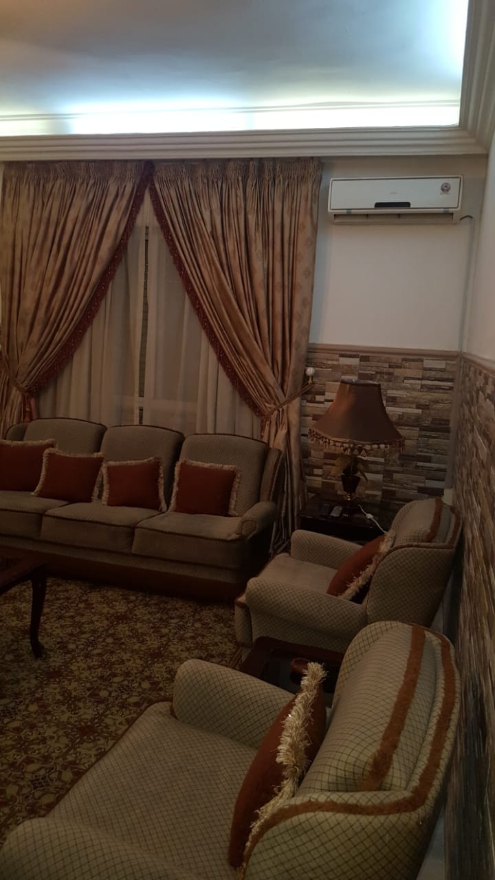 شقة مفروشة في ام اذينه قريب من قهوه الفيشاوي
لا تنسَ أنك شاهدت هذا الإعلان في عنكبوت
3 نوم وص...