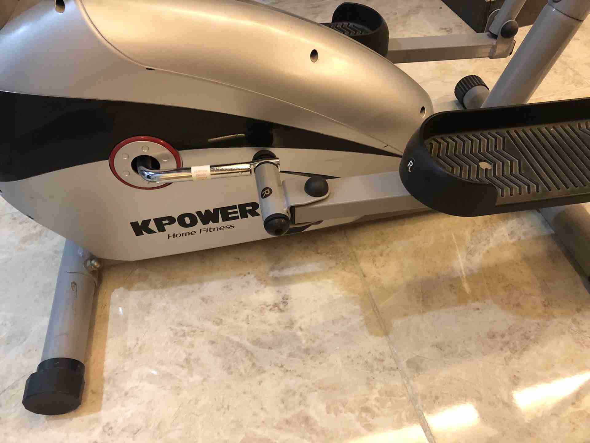 بسكليت رياضة
لا تنسَ أنك شاهدت هذا الإعلان في عنكبوت
بسكليت رياضة اوروبي المنشا ماركة home fitnes...