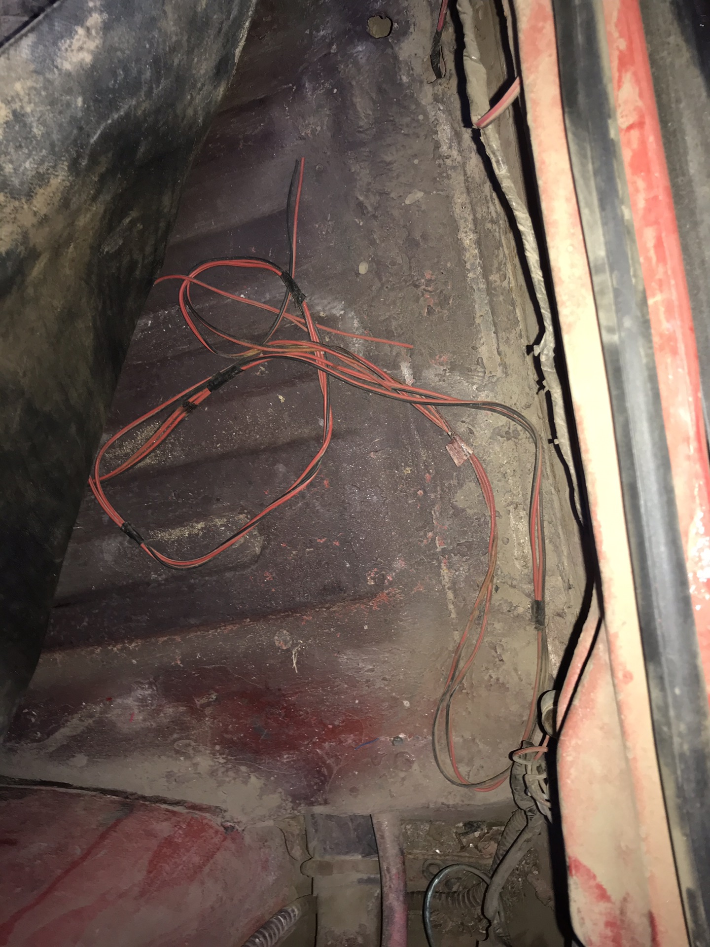 فيات 128
لا تنسَ أنك شاهدت هذا الإعلان في عنكبوت
موديل 77 رخصه سنه فحص سنه كل حاجه فيها جديده...