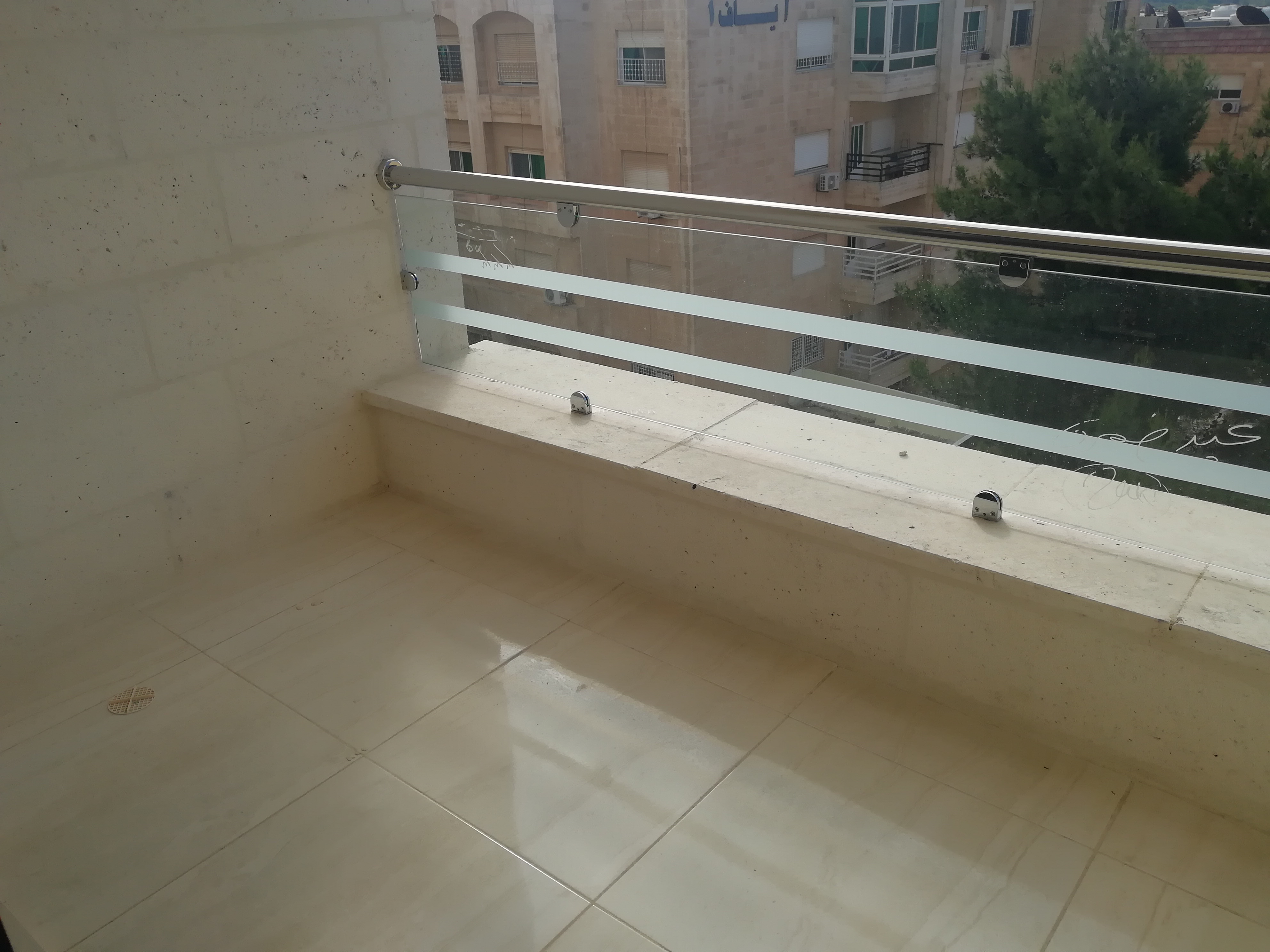 استوديوهات بالاقساط بجانب الجامعة الاردنية ومن المالك مباشرة
لا تنسَ أنك شاهدت هذا الإعلان في عنكبوت...