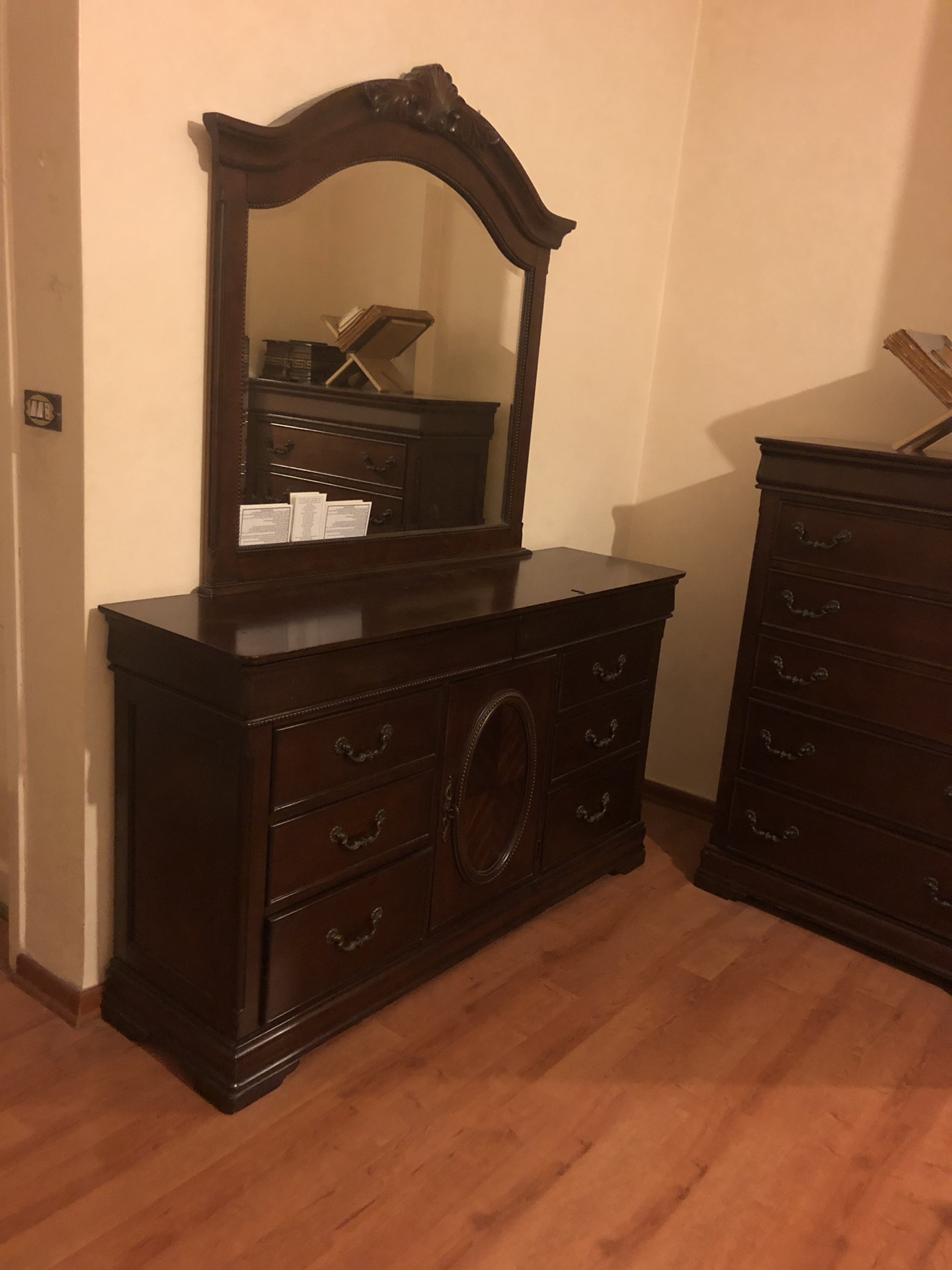 A Bathroom Furniture and Sets Used for sale directly from the owner                                            


	 				لا تنسَ أنك شاهدت هذا الإعلان في عنكبوت...