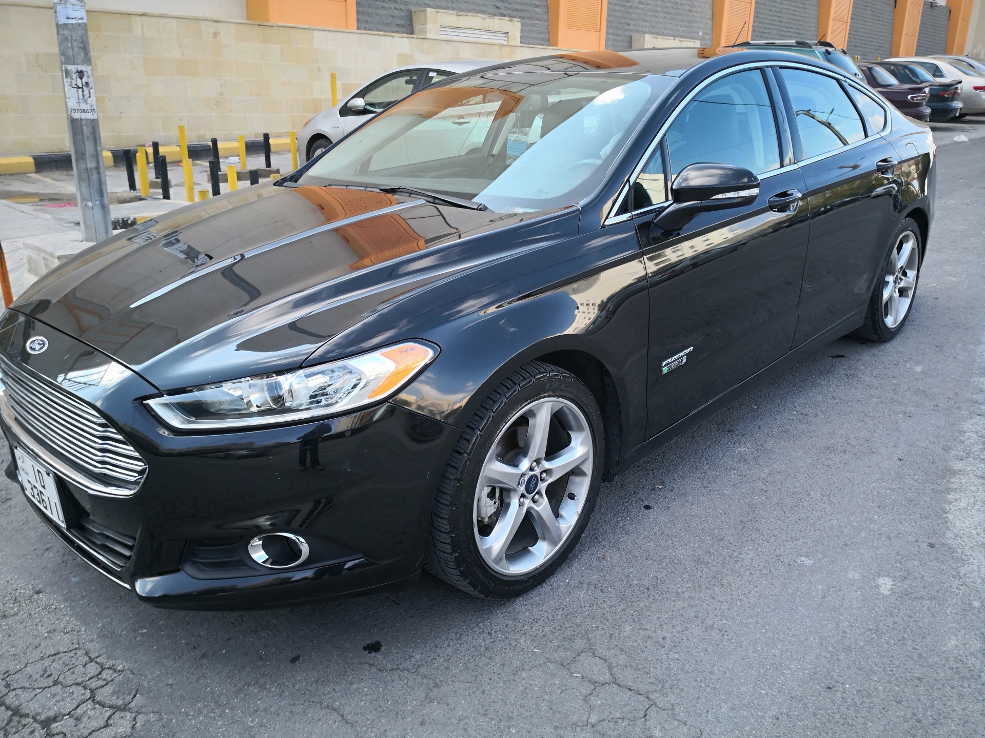 Ford Fusion                                            


	 				لا تنسَ أنك شاهدت هذا الإعلان في عنكبوت            
	 				
                                فورد فيوجن 2014  SE
فحص سبعه جيد
سالفج ضر...
