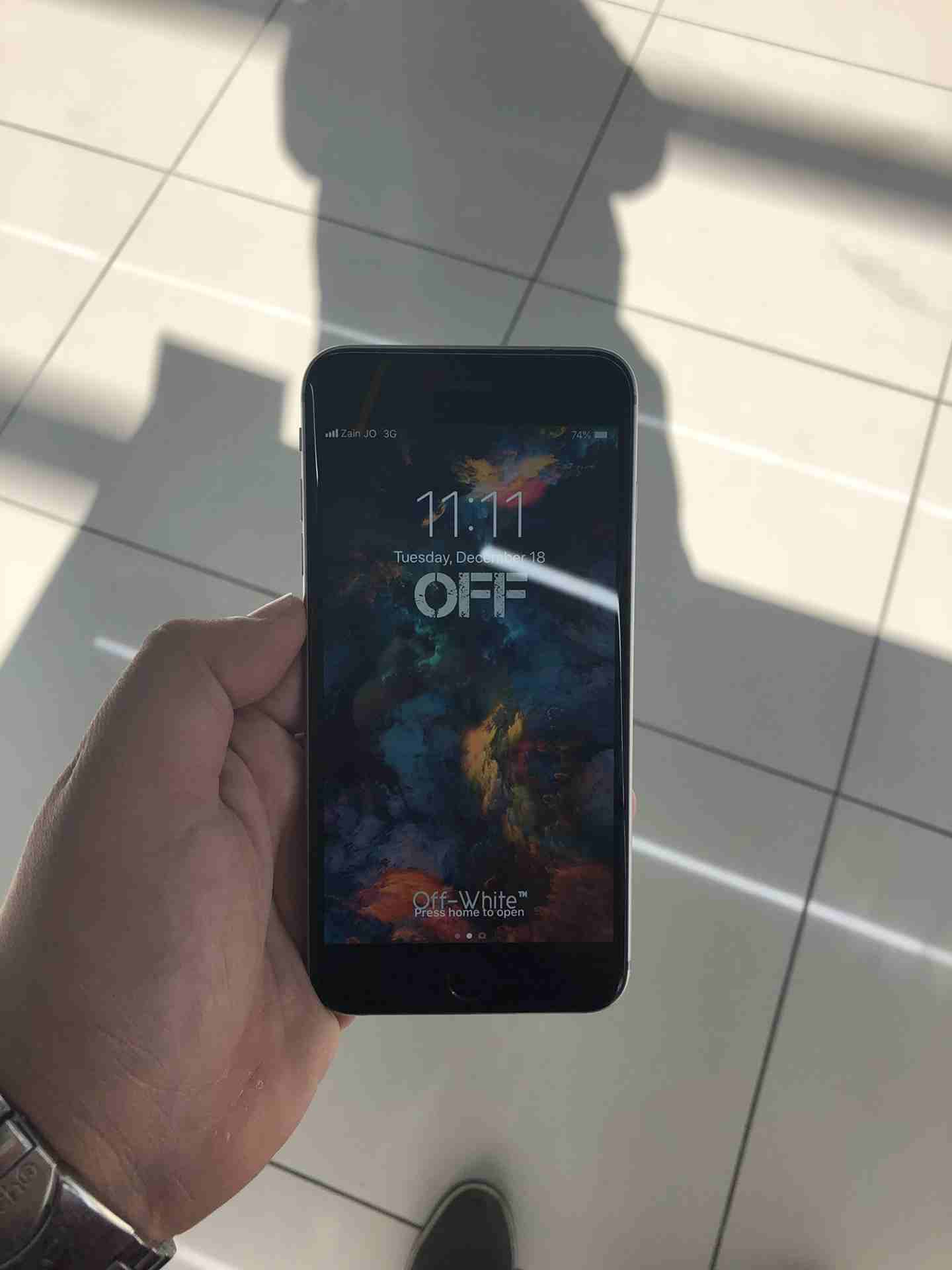 iPhone 6S Plus Space Gray Like New                                            


	 				لا تنسَ أنك شاهدت هذا الإعلان في عنكبوت            
	 				
                            لون اسود 16 جيجا بحال...