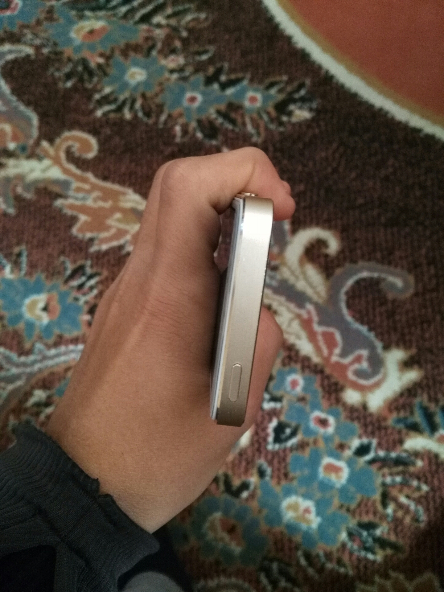 ايفون 5s مستعمل بحالة جيدة جدا للبيع بسعر مغري
لا تنسَ أنك شاهدت هذا الإعلان في عنكبوت
ايفون...