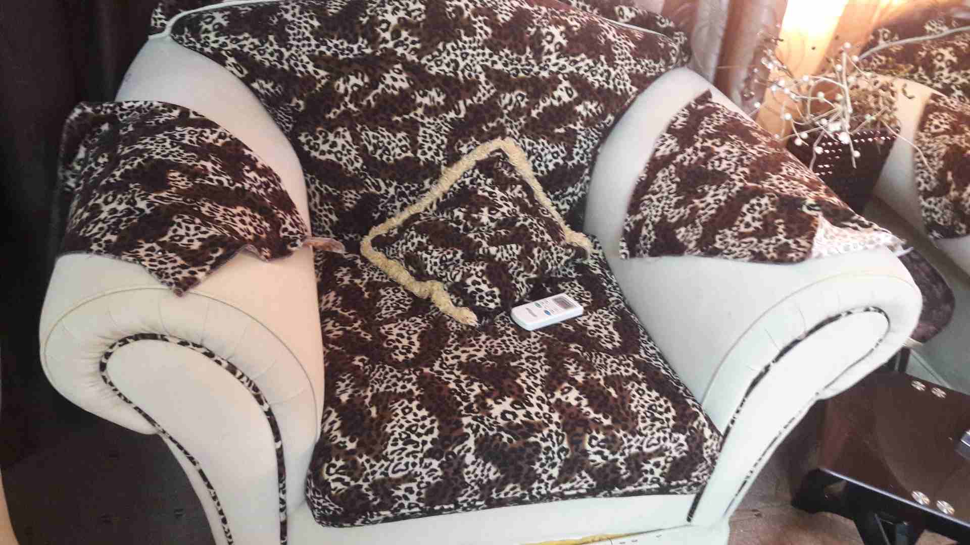 للبيع عفش
لا تنسَ أنك شاهدت هذا الإعلان في عنكبوت
للبيع للتواصل 0788886485
--------------...