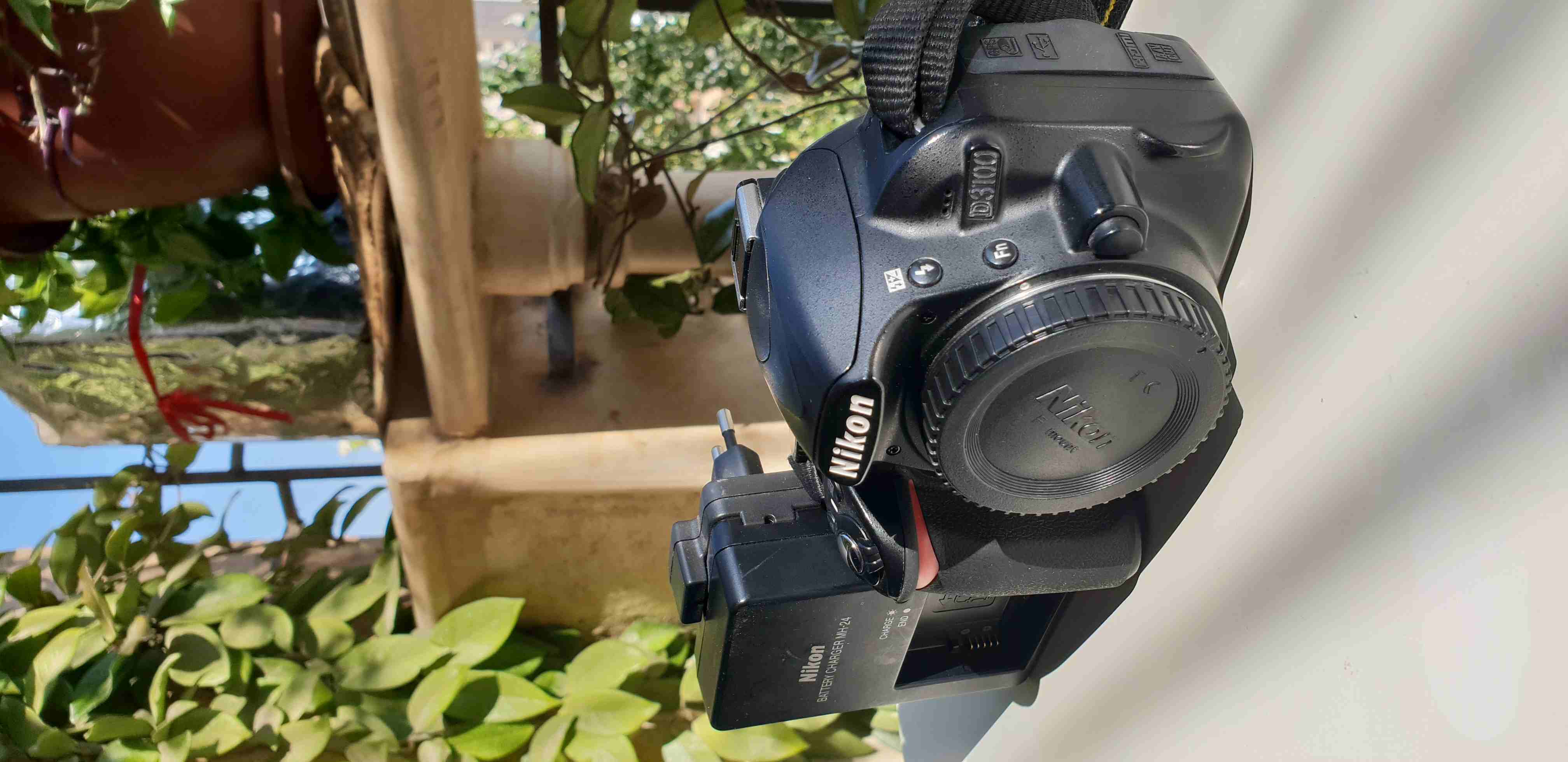 بودي نيكون d3100 وكالة شاحن وبطارية وستراب
لا تنسَ أنك شاهدت هذا الإعلان في عنكبوت
بودي نيكون d31...