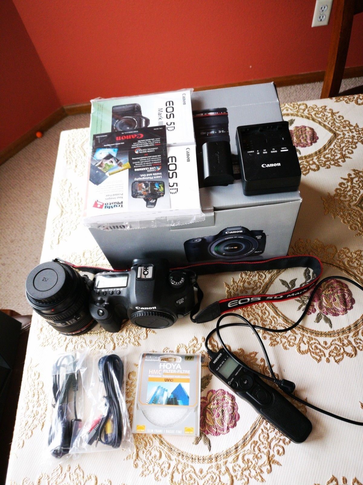 Brand Canon
MPN 5260A002, 5260B020AA, 5260B002
GTIN 0013803142433
UPC 0013803142433
Model 5D Mark III
Product Key Features
Optical Zoom 1x
Digital Zoom 2x
Battery Type Lithium-Ion
Color Black
Featur...