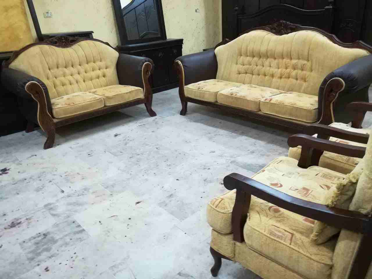 عفش فااااااخر بسعر مغري للتواصل0796688076
لا تنسَ أنك شاهدت هذا الإعلان في عنكبوت
الله يبارك لصاح...