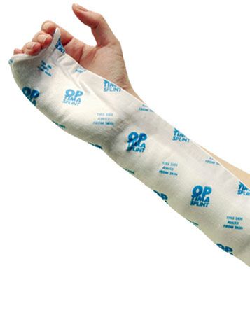 افضل لصقه لحماية الجروح من البكتريا 
لصقة OptimaSplint &trade; GreenSplint &trade;
 و تعمل على تطهير الجروح 
مكونه من عدة طبقات معقمة ومجهزة و سهله الاستخدام 
تحافظ على الجروح من الرطوبه و تخفف الالام...