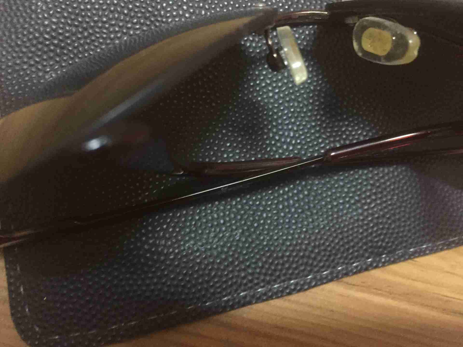 نظاره Rayban اصليه ايطالي                                            


	 				لا تنسَ أنك شاهدت هذا الإعلان في عنكبوت            
	 				
                                نظاره ريبان اصليه ومختومه ب...