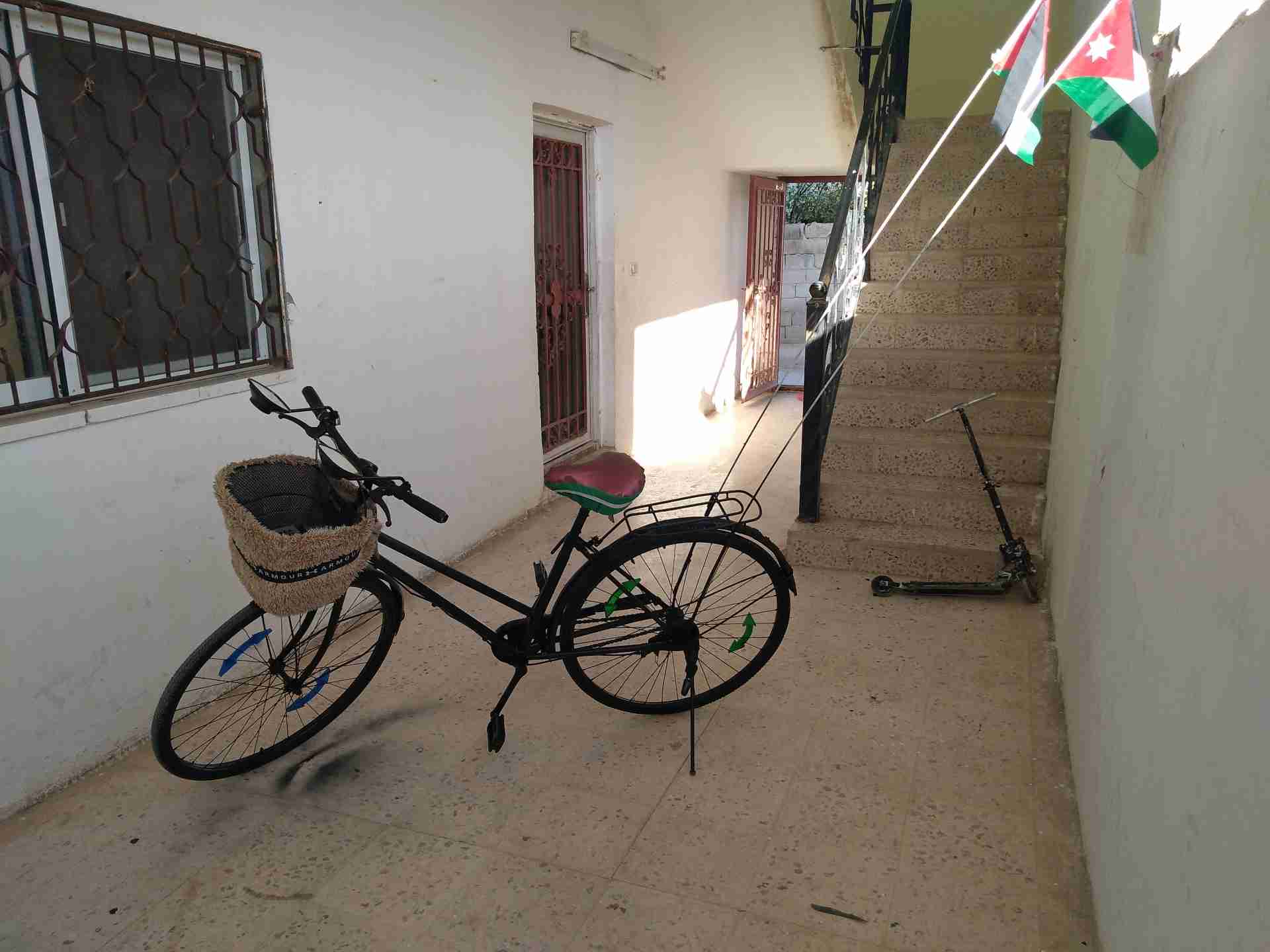 بسكليت فلبس بحاله ممتازه للبيع مثل ما هيه موجوده بالصور مع بريك خلفي
لا تنسَ أنك شاهدت هذا الإعلان في عنكبوت...