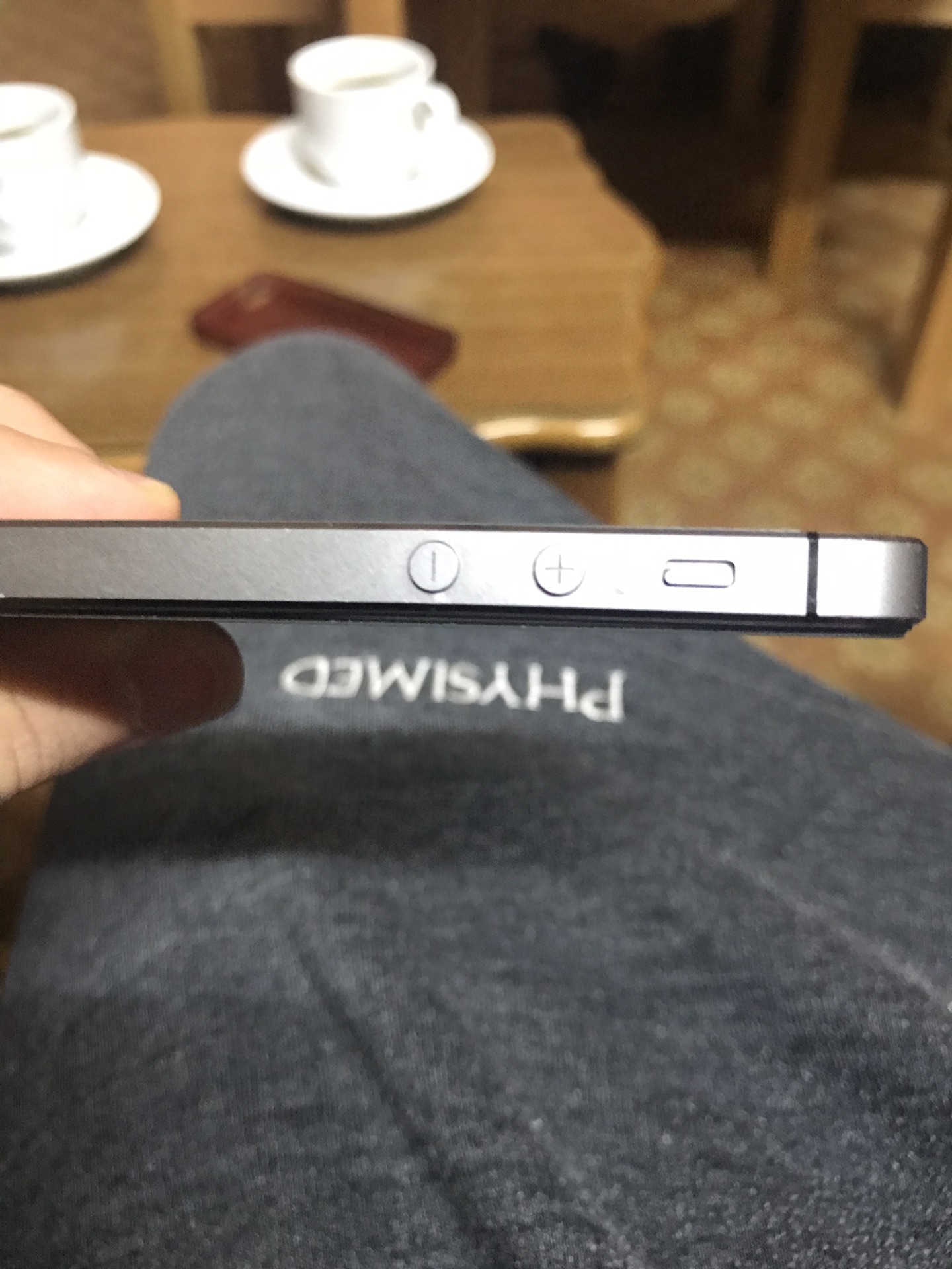 ايفون 5s للبيع
لا تنسَ أنك شاهدت هذا الإعلان في عنكبوت
ايفون 5s بحالة الوكالة مع جميع الأغراض...