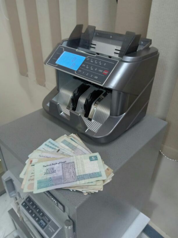 اقوووي العروض ع مكن عد النقووود بسعر مغرري جدا 
الحق الحجز قبل نفااااذ الكمية
عرض لمدة 3 ايام فقط ع جميع منتاجتنا 

مكنة كاسيدا امريكي +هدية من شركتنااا
"جهاااز كاشف التزوير بنسبة 100% 

للاستفسا...
