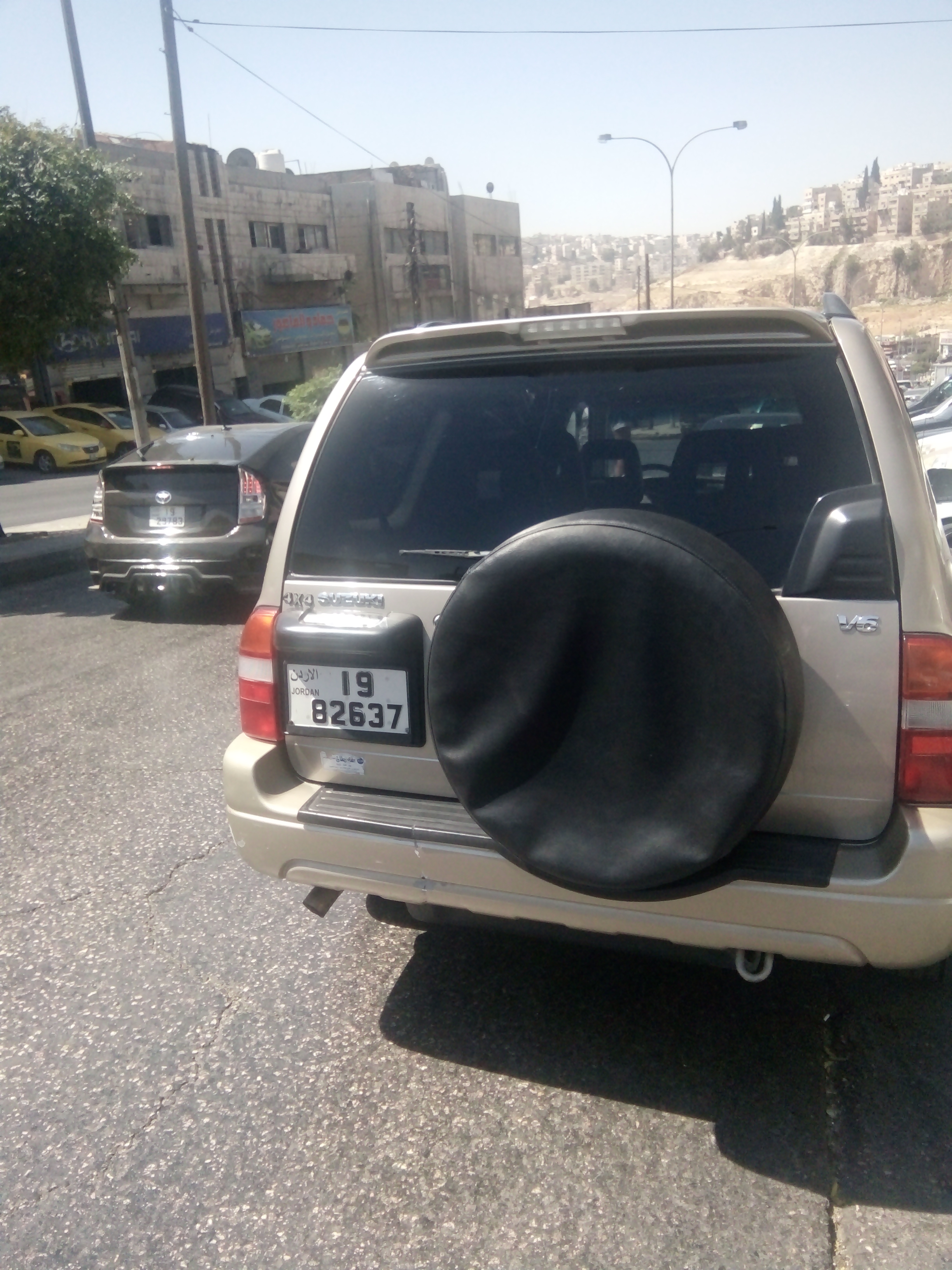 سوزوكي فيتارا جيب فل الفل فحص للبيع او للبدل 7000
لا تنسَ أنك شاهدت هذا الإعلان في عنكبوت
سوز...