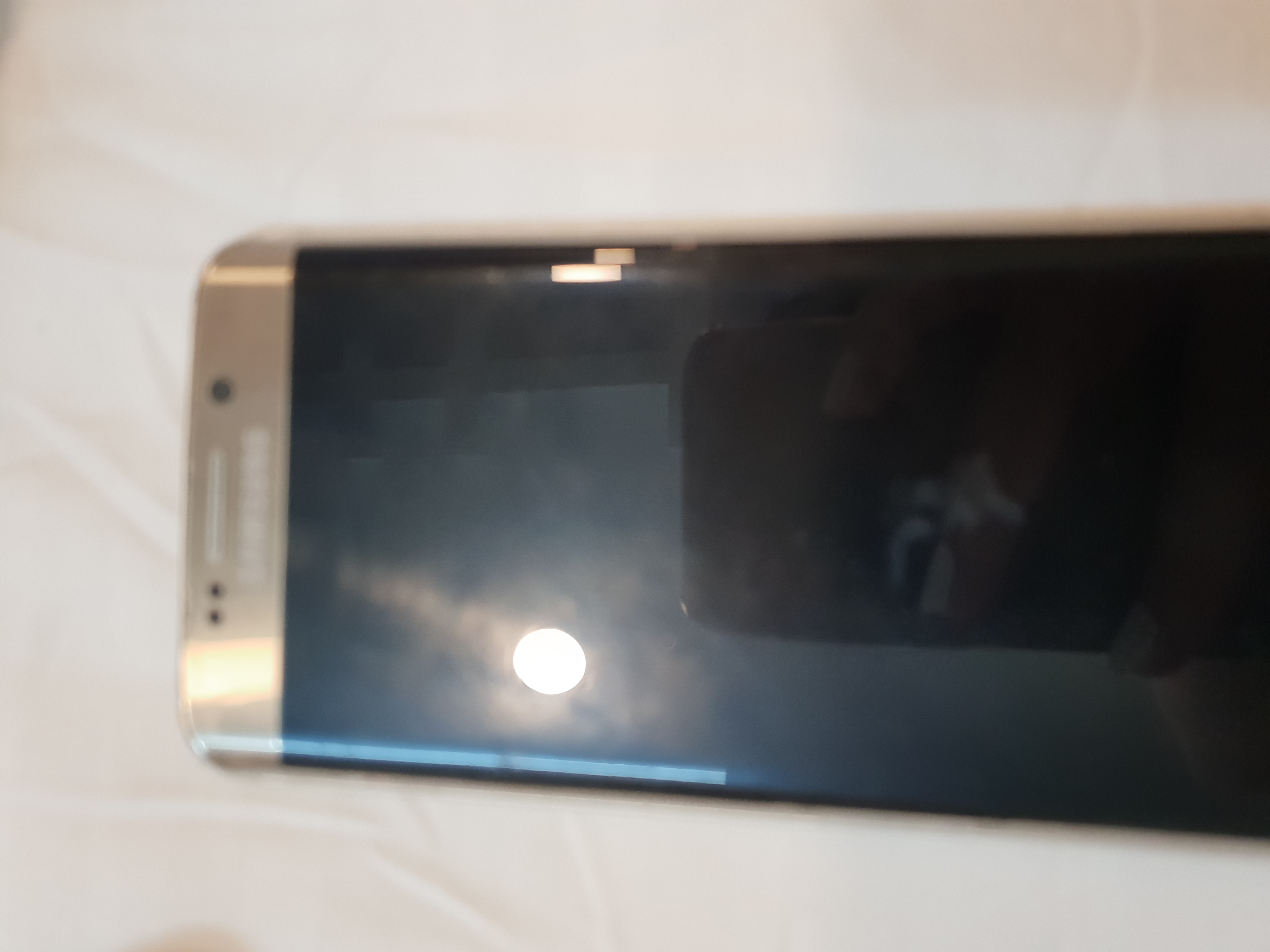 s6 edge 64 giga in a good condition
لا تنسَ أنك شاهدت هذا الإعلان في عنكبوت
لا يشكو من شيئ س...