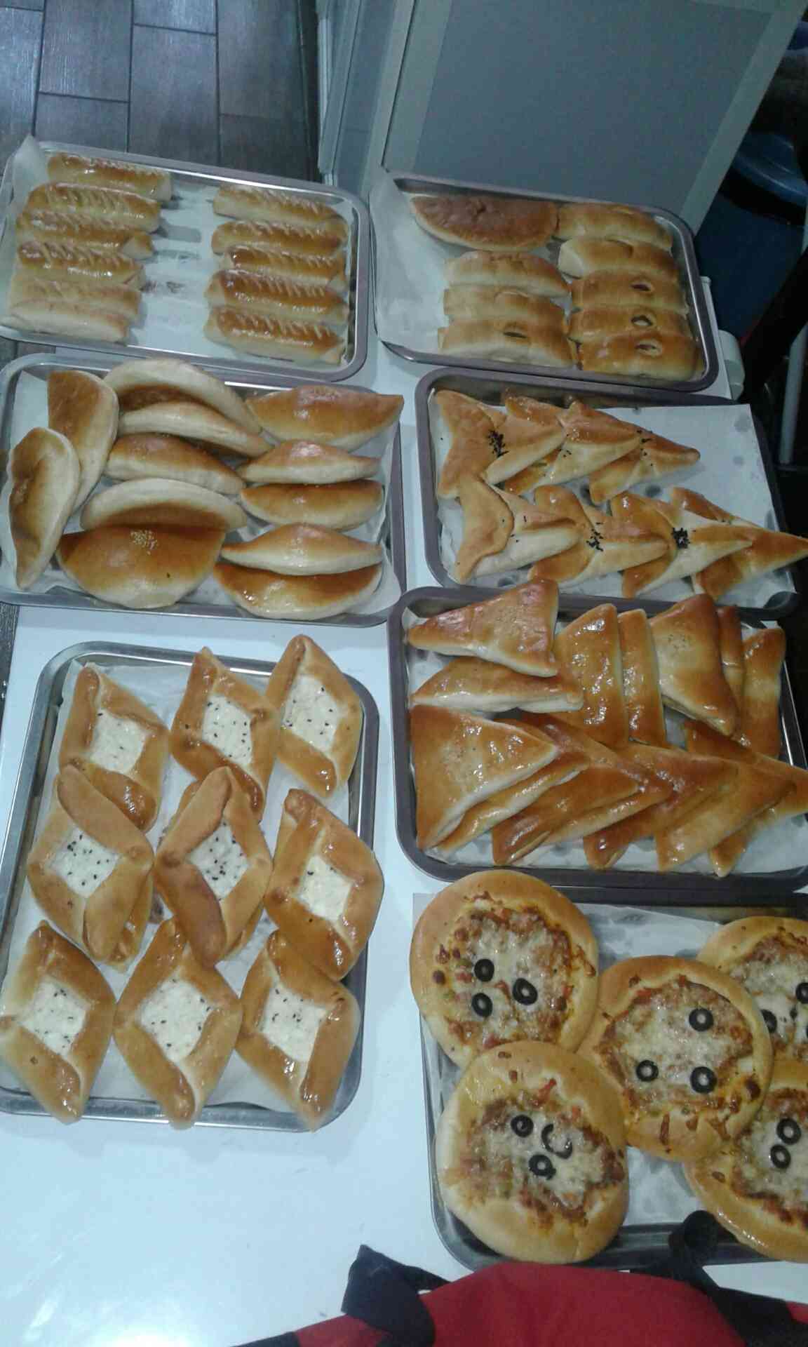 معجنات سورية سكن في البيادر أشارة الصناعة أبحث عن عمل في المعجنات
لا تنسَ أنك شاهدت هذا الإعلان في عنكبوت...