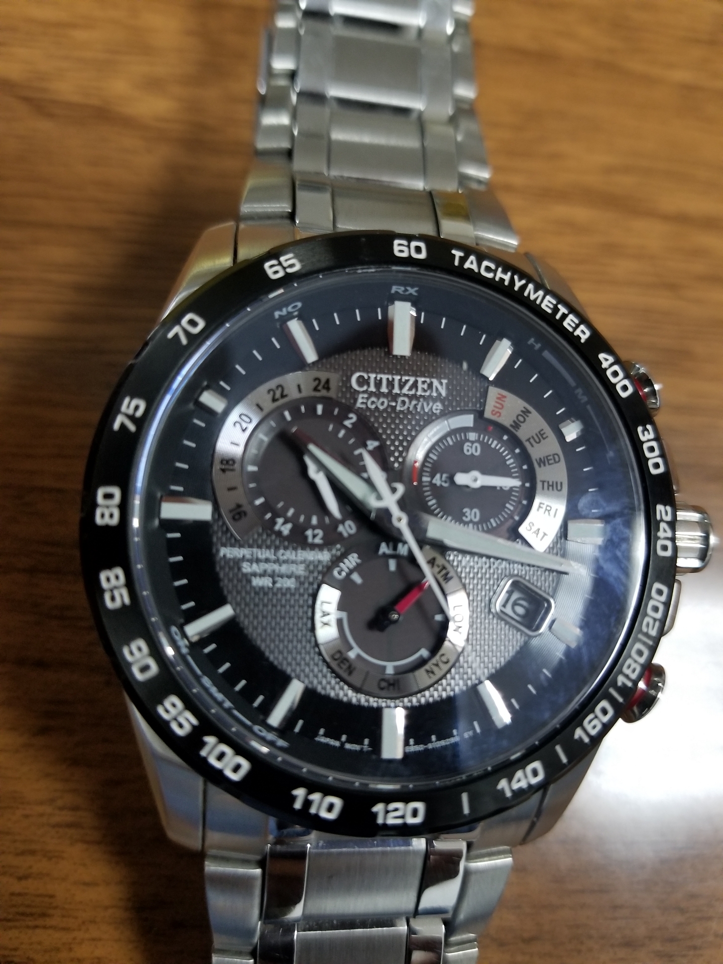 ساعة Citizen للبيع                                            


	 				لا تنسَ أنك شاهدت هذا الإعلان في عنكبوت            
	 				
                                Citizen Eco Drive  AT4008-51E
Atom...