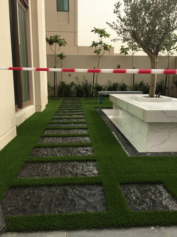 لاندسكيب - لاند سكيب Landscape
لا تنسَ أنك شاهدت هذا الإعلان في عنكبوت
تقدم لكم العملاق بلاي...